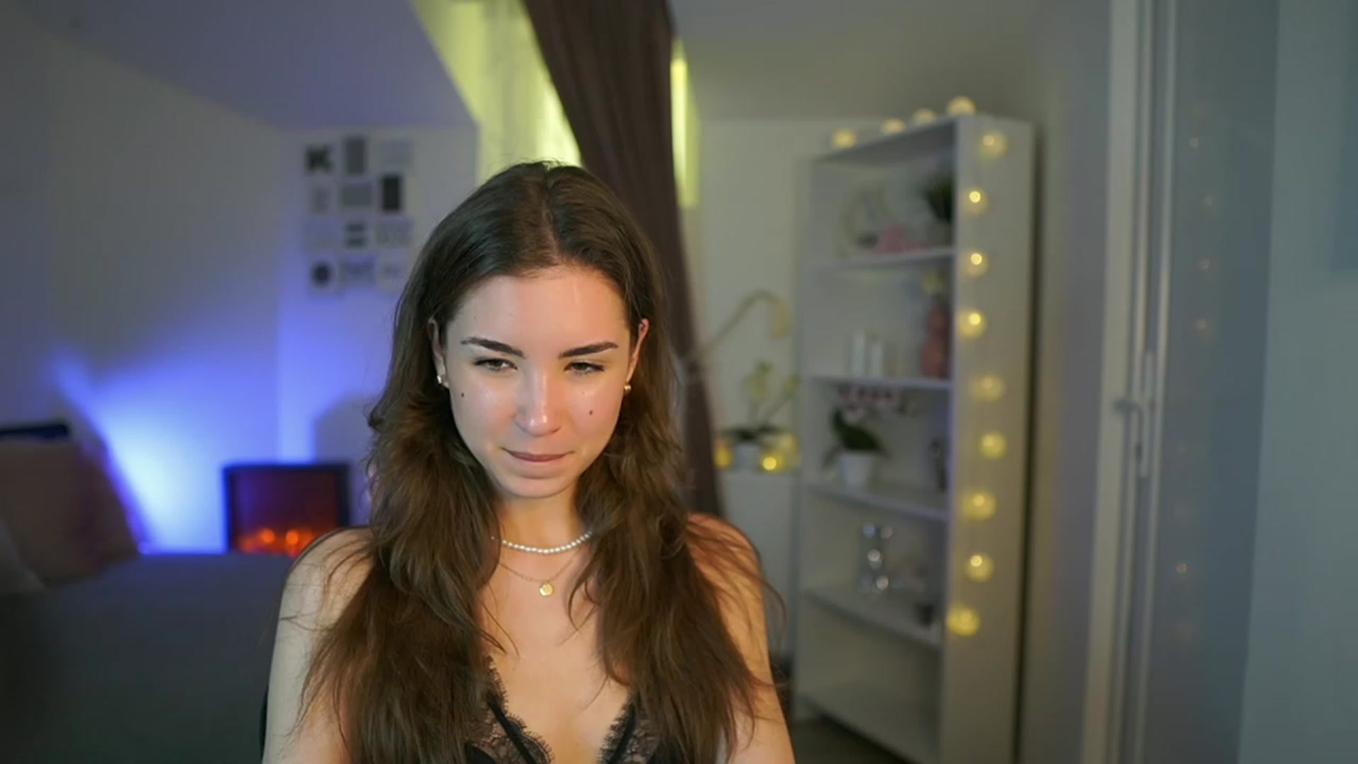 Gallery image thumbnail from Shy_jane's myfreecams stream on, 03/30/2023, 16:57 image 11 of 20