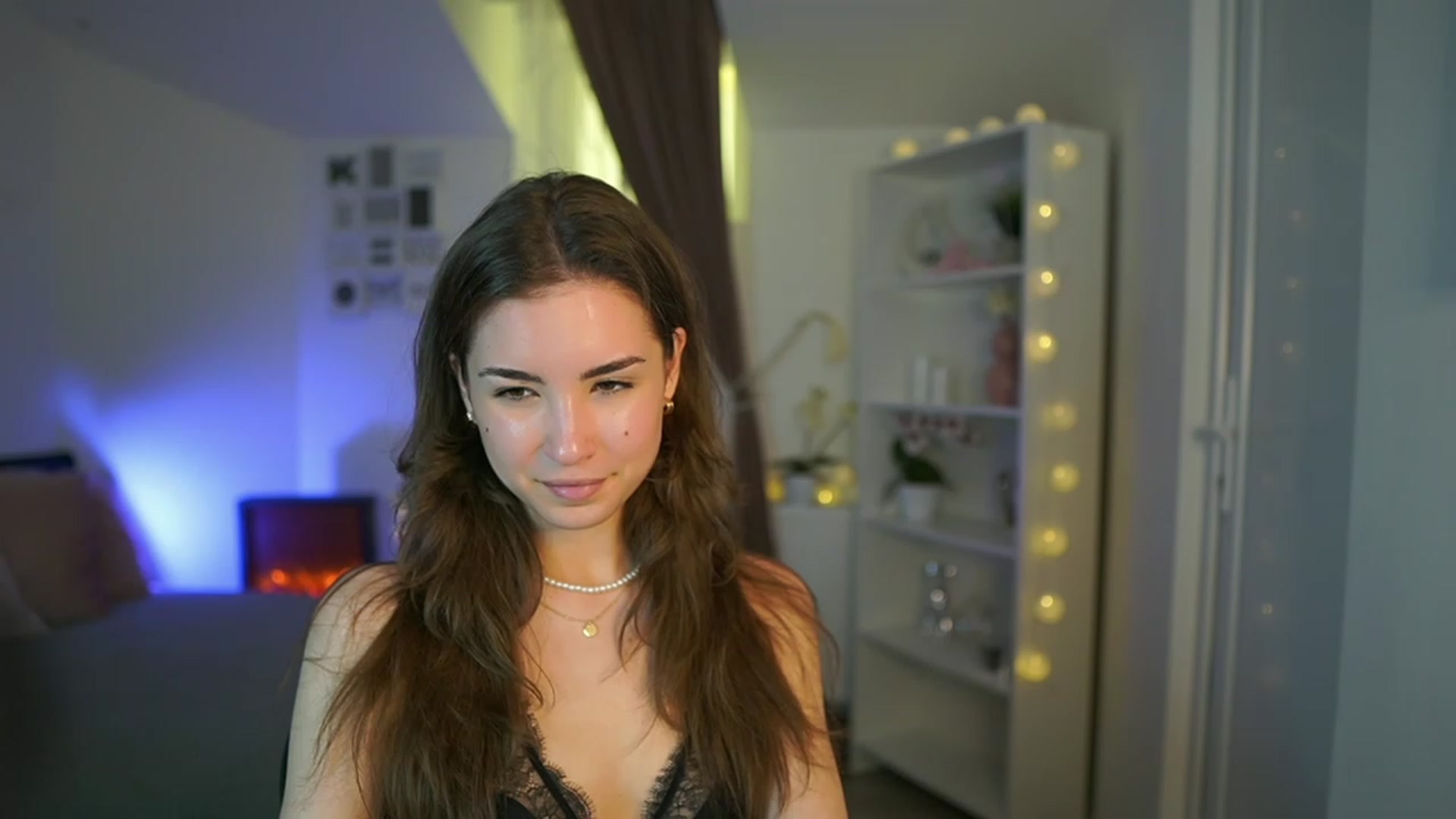 Gallery image thumbnail from Shy_jane's myfreecams stream on, 03/30/2023, 16:57 image 10 of 20