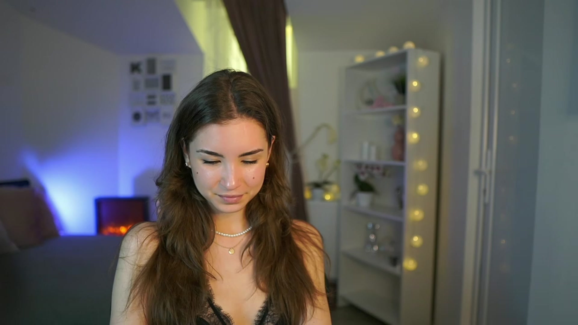 Gallery image thumbnail from Shy_jane's myfreecams stream on, 03/30/2023, 16:57 image 12 of 20