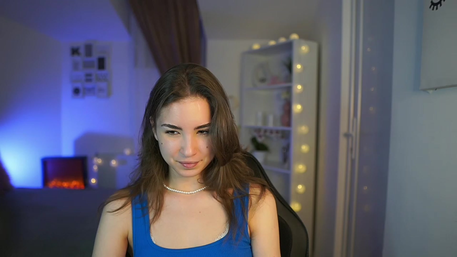 Gallery image thumbnail from Shy_jane's myfreecams stream on, 04/03/2023, 14:06 image 1 of 20