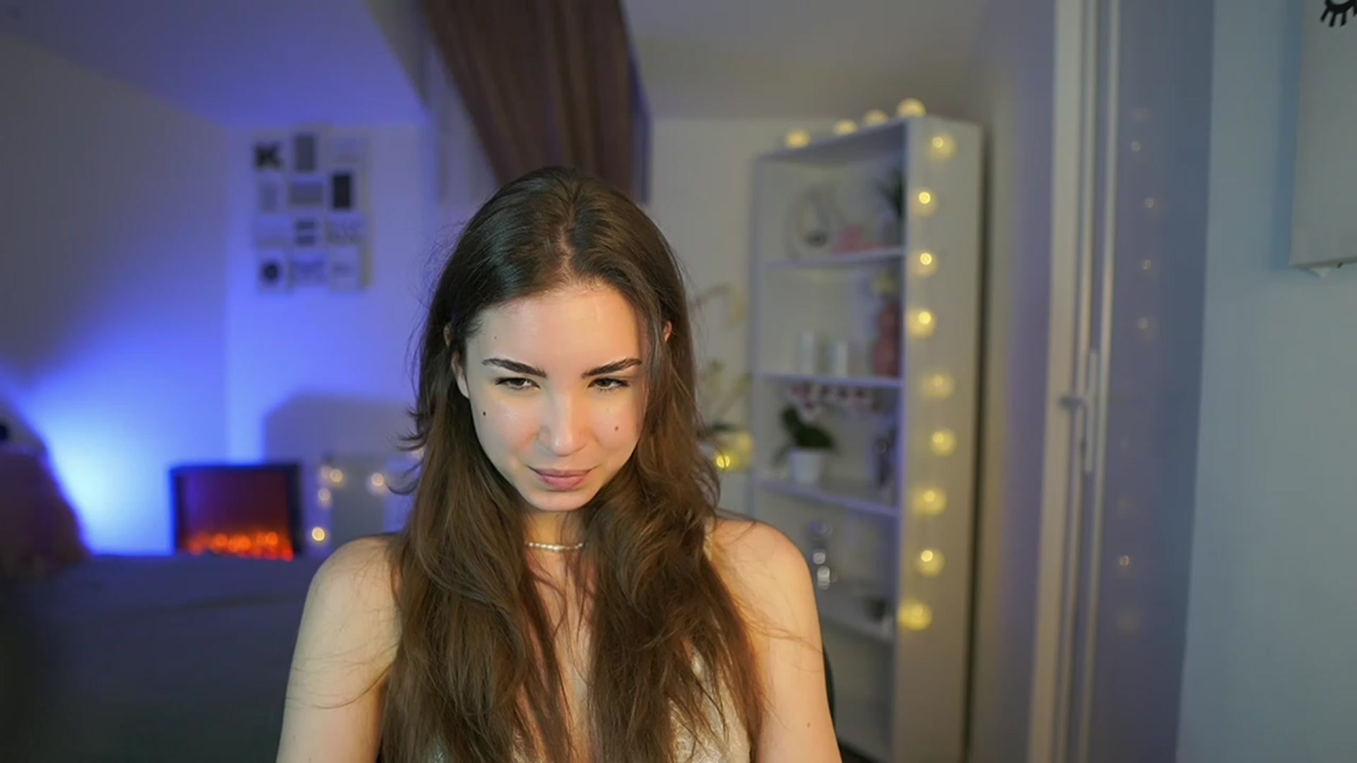 Gallery image thumbnail from Shy_jane's myfreecams stream on, 04/03/2023, 16:09 image 11 of 20