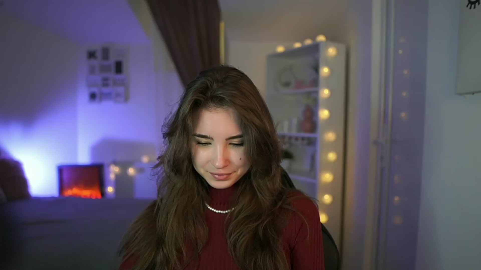 Gallery image thumbnail from Shy_jane's myfreecams stream on, 04/06/2023, 13:28 image 3 of 20