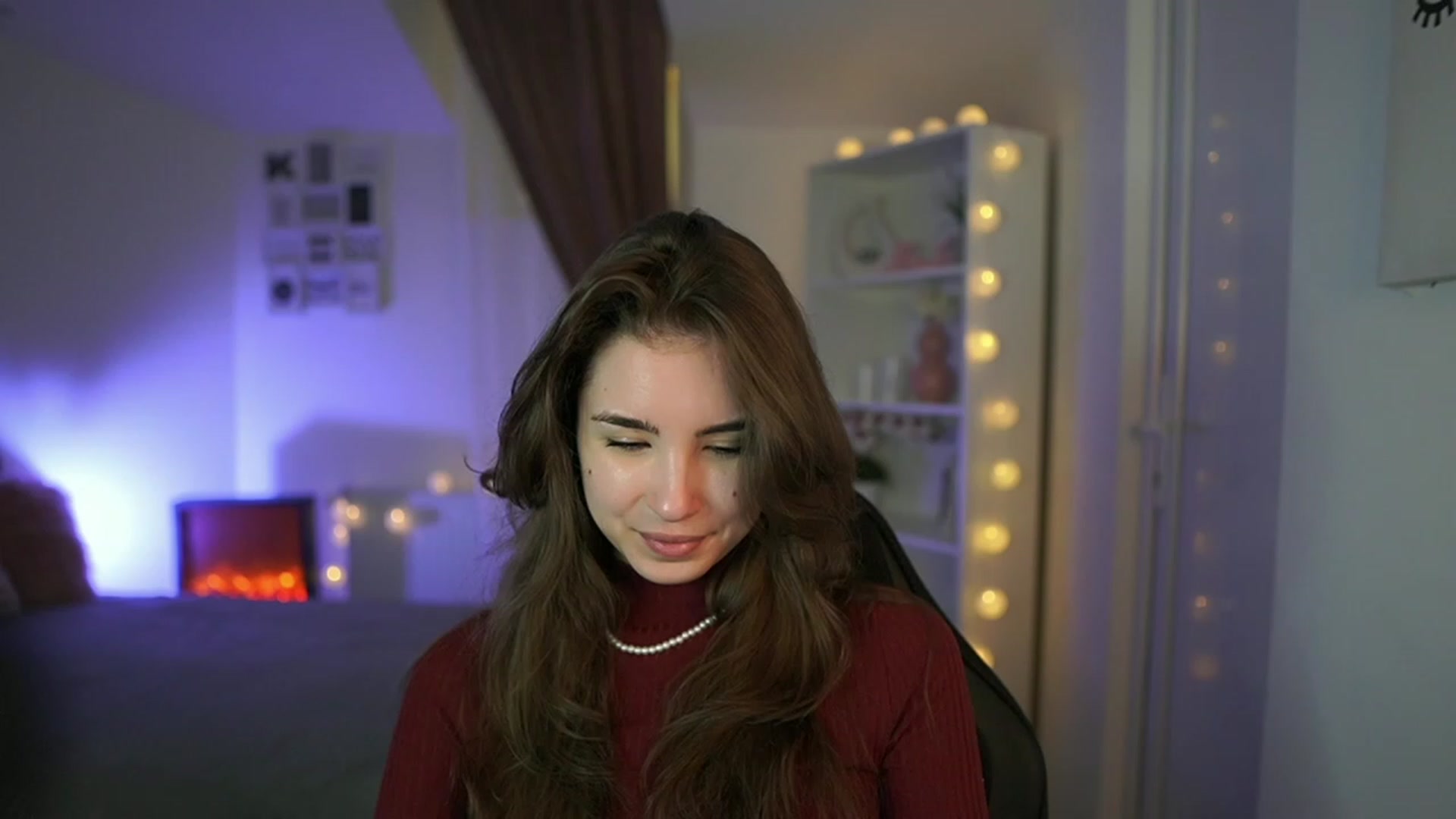 Gallery image thumbnail from Shy_jane's myfreecams stream on, 04/06/2023, 13:28 image 17 of 20