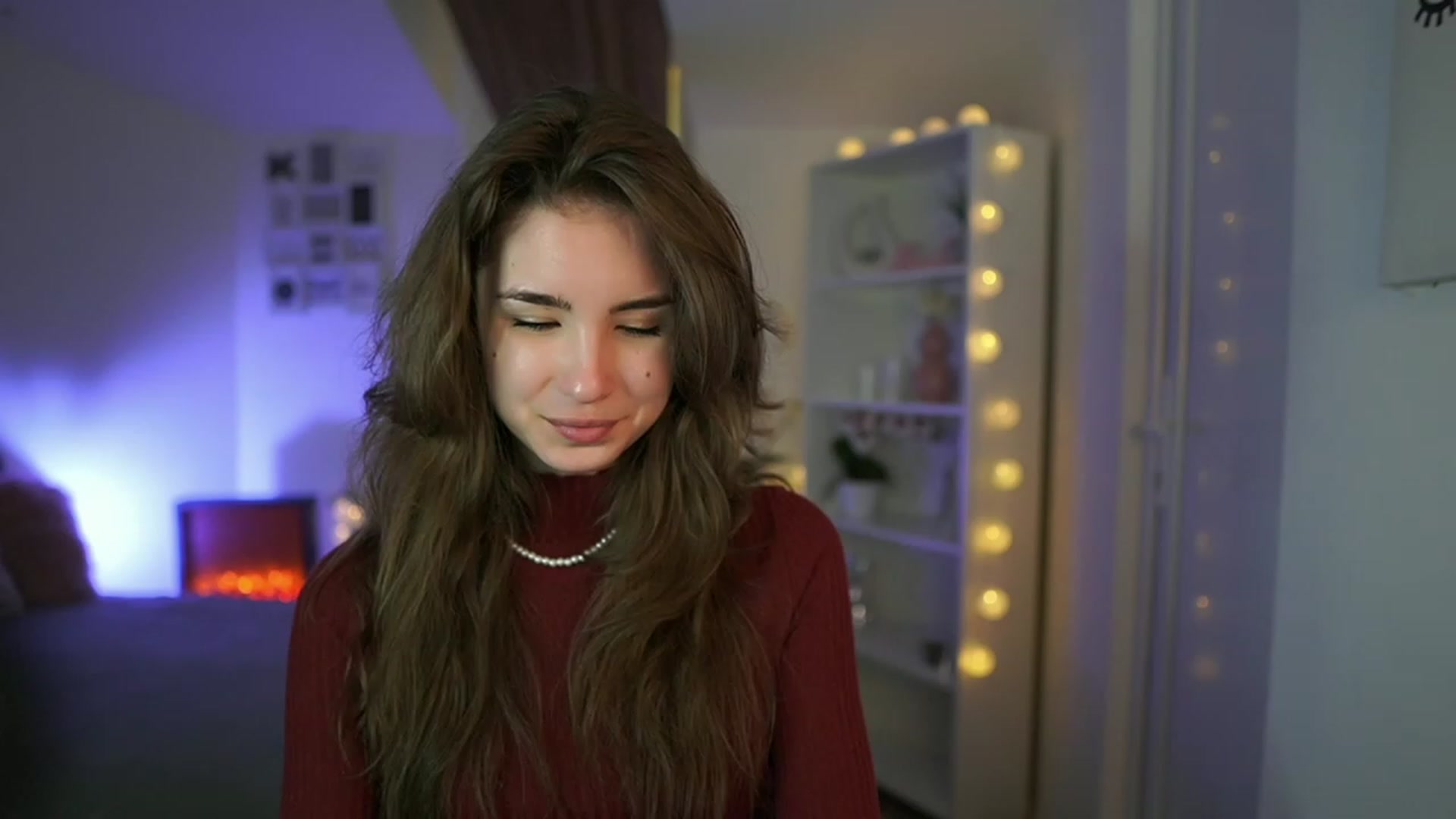 Gallery image thumbnail from Shy_jane's myfreecams stream on, 04/06/2023, 14:00 image 9 of 20