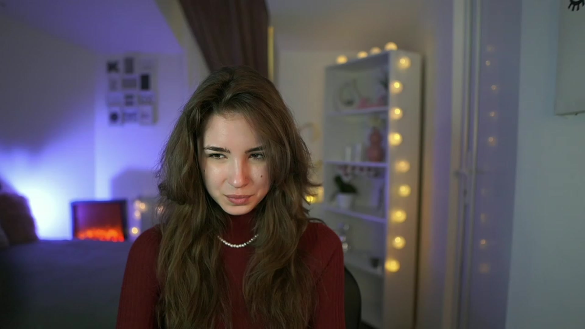 Gallery image thumbnail from Shy_jane's myfreecams stream on, 04/06/2023, 14:00 image 10 of 20