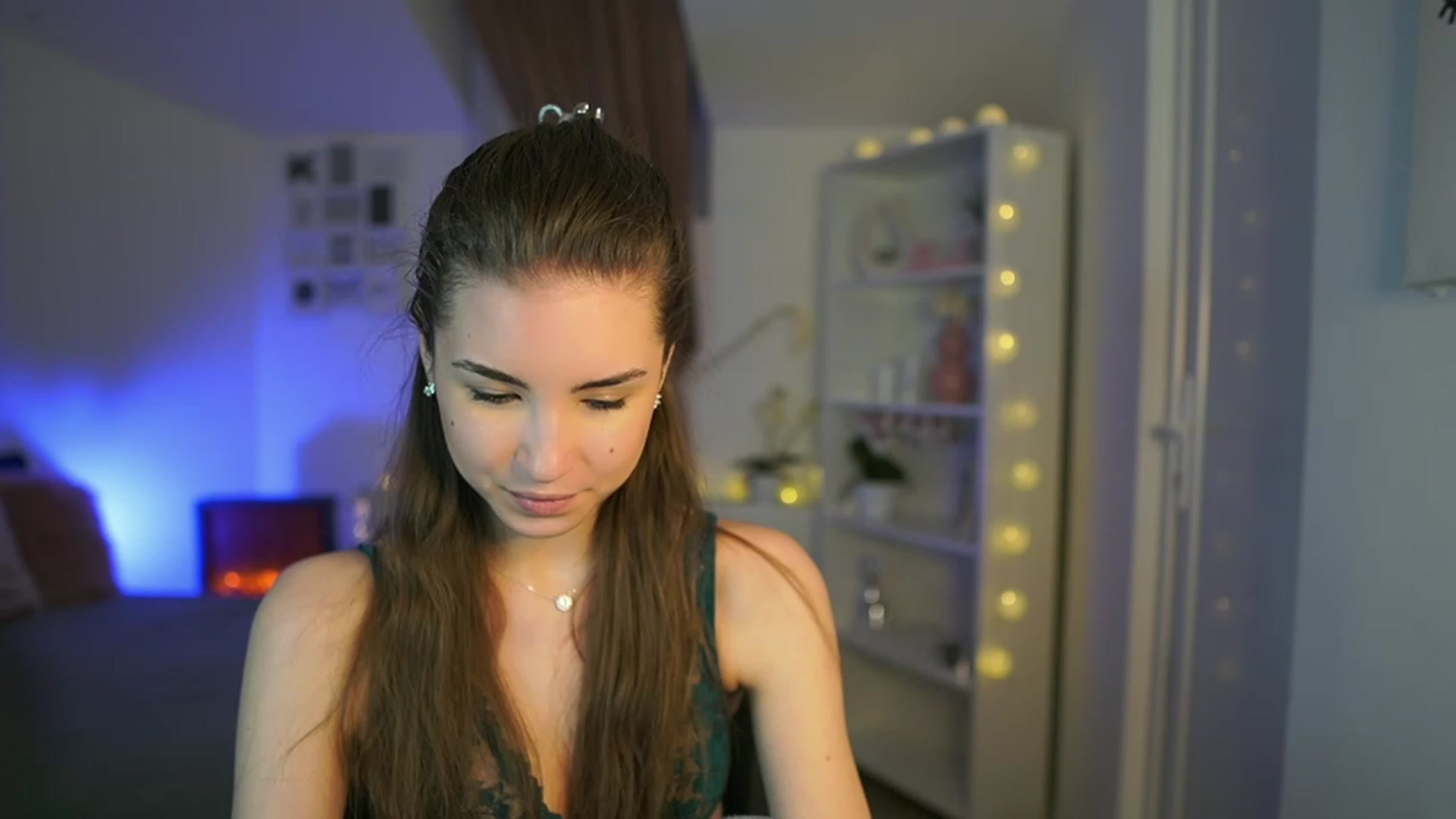 Gallery image thumbnail from Shy_jane's myfreecams stream on, 04/07/2023, 16:08 image 16 of 20