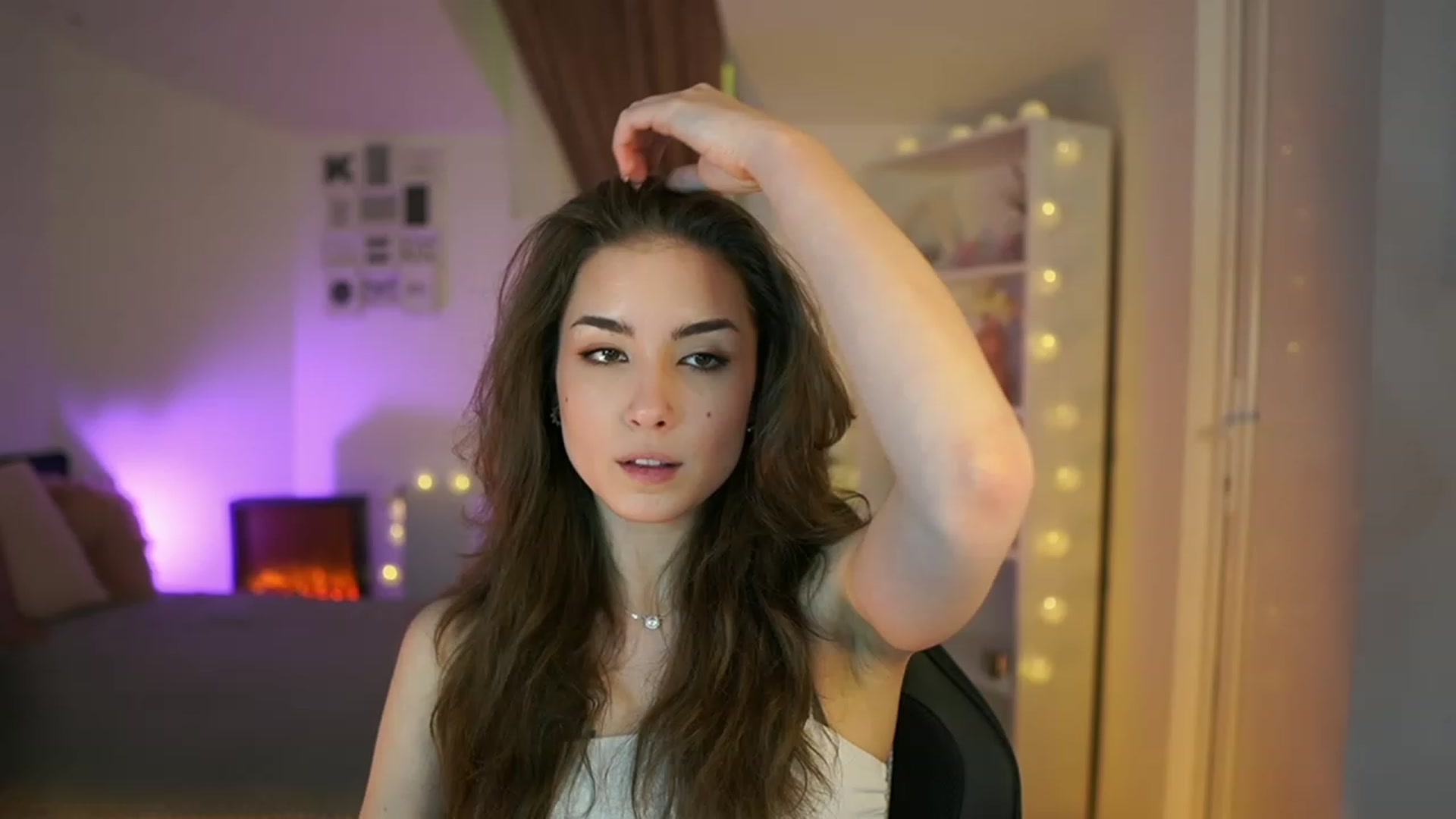 Gallery image thumbnail from Shy_jane's myfreecams stream on, 04/13/2023, 13:55 image 1 of 20