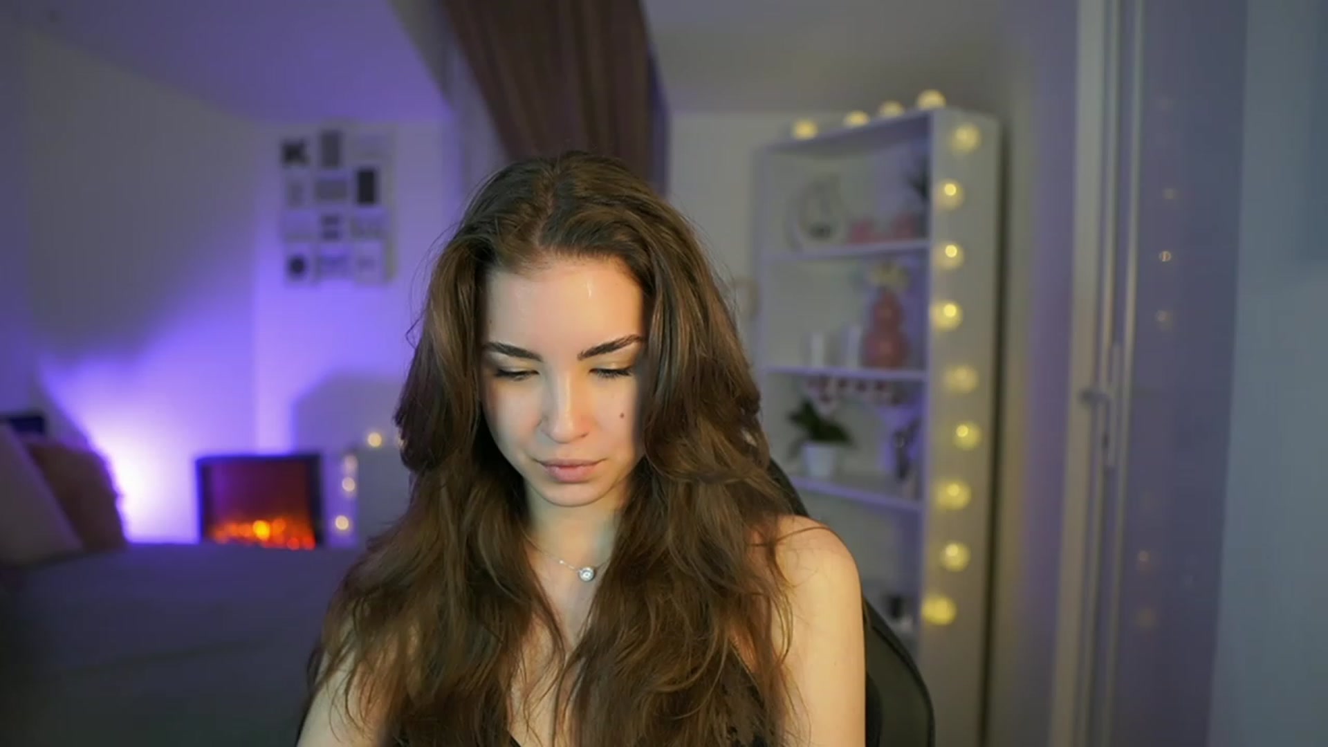 Gallery image thumbnail from Shy_jane's myfreecams stream on, 04/14/2023, 10:08 image 20 of 20