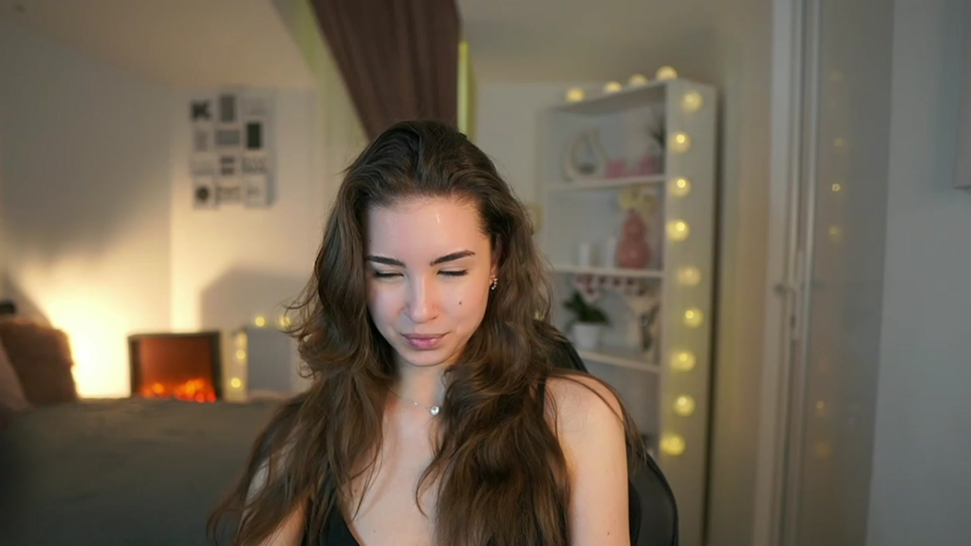 Gallery image thumbnail from Shy_jane's myfreecams stream on, 04/16/2023, 11:47 image 13 of 20