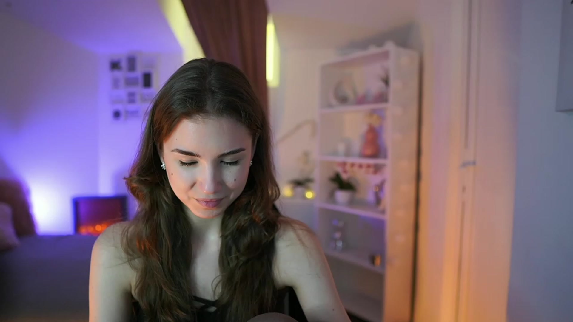 Gallery image thumbnail from Shy_jane's myfreecams stream on, 04/18/2023, 15:08 image 15 of 20