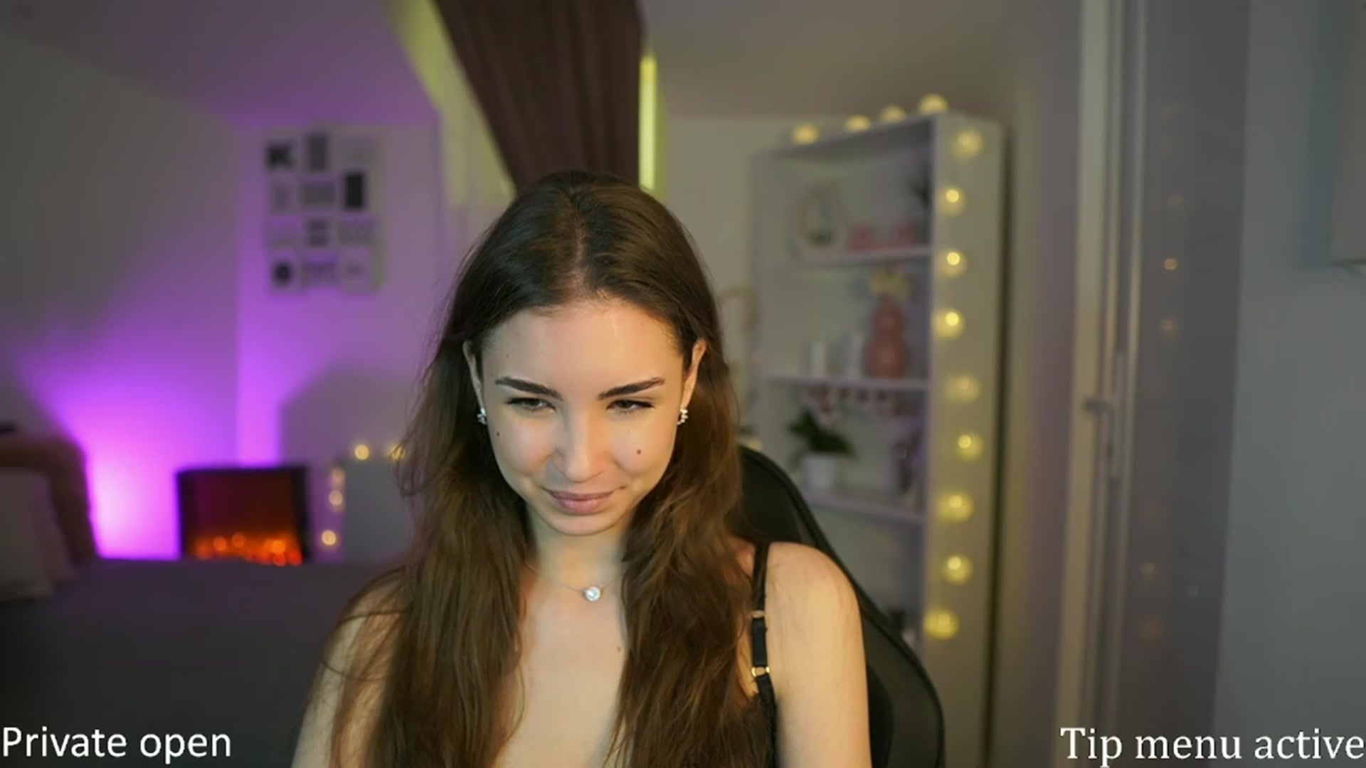 Gallery image thumbnail from Shy_jane's myfreecams stream on, 04/20/2023, 09:14 image 14 of 20