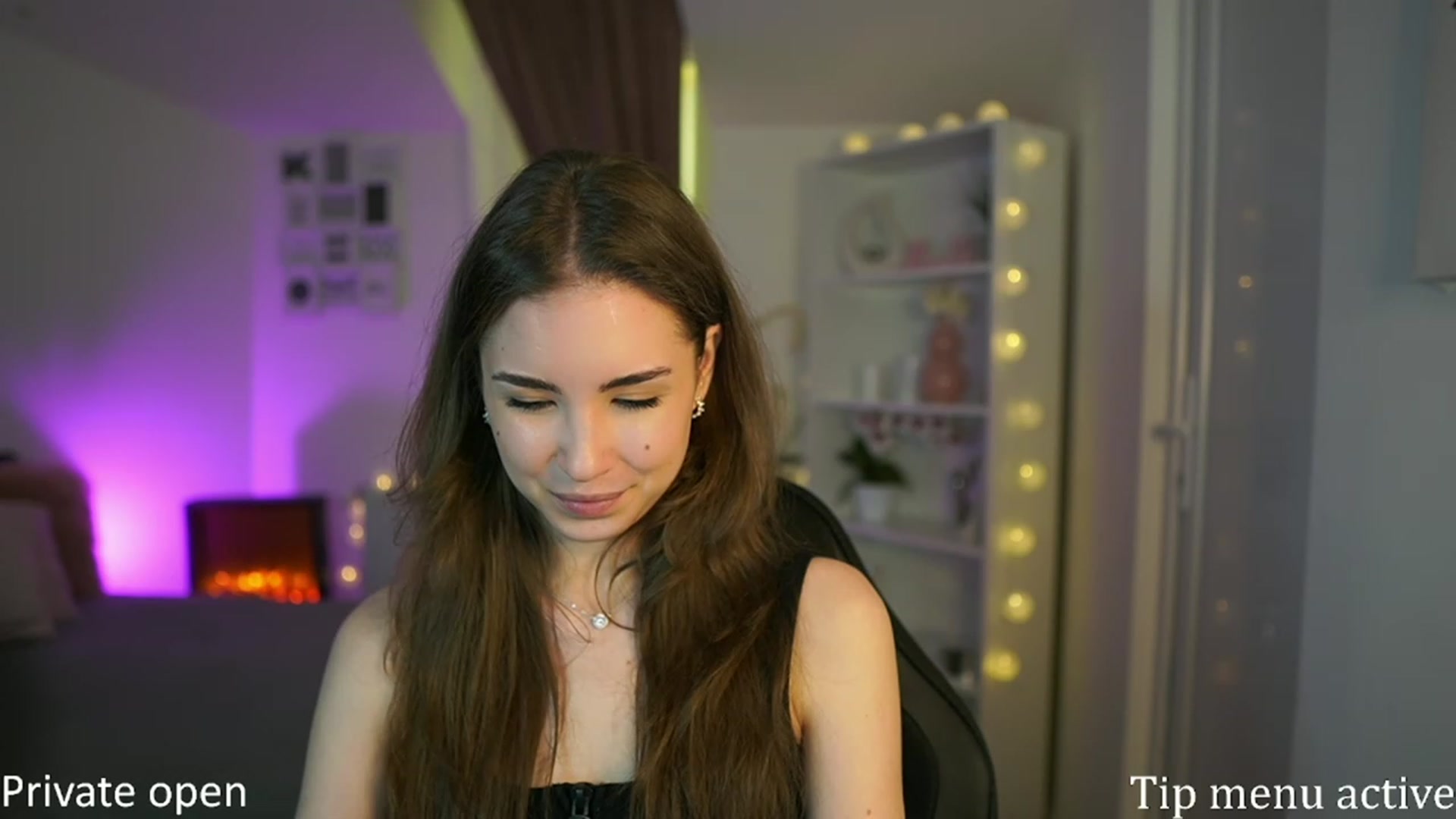 Gallery image thumbnail from Shy_jane's myfreecams stream on, 04/20/2023, 10:01 image 15 of 20