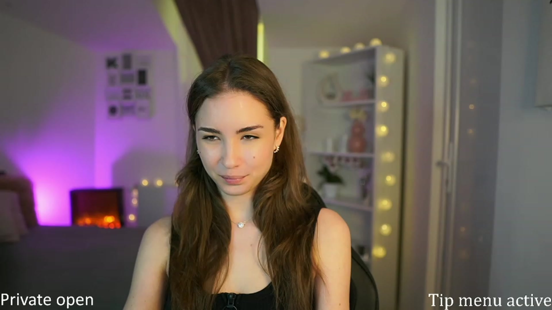 Gallery image thumbnail from Shy_jane's myfreecams stream on, 04/20/2023, 11:07 image 1 of 20