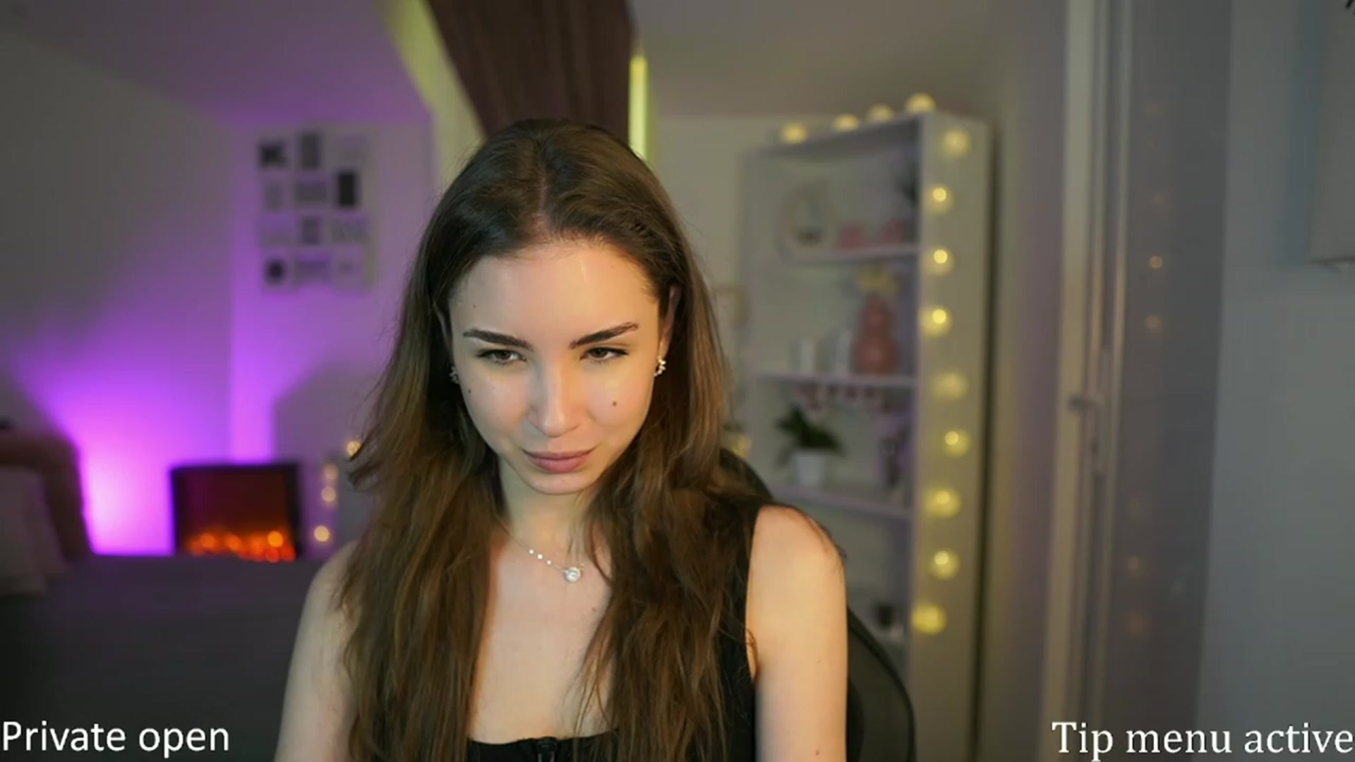 Gallery image thumbnail from Shy_jane's myfreecams stream on, 04/20/2023, 11:07 image 13 of 20