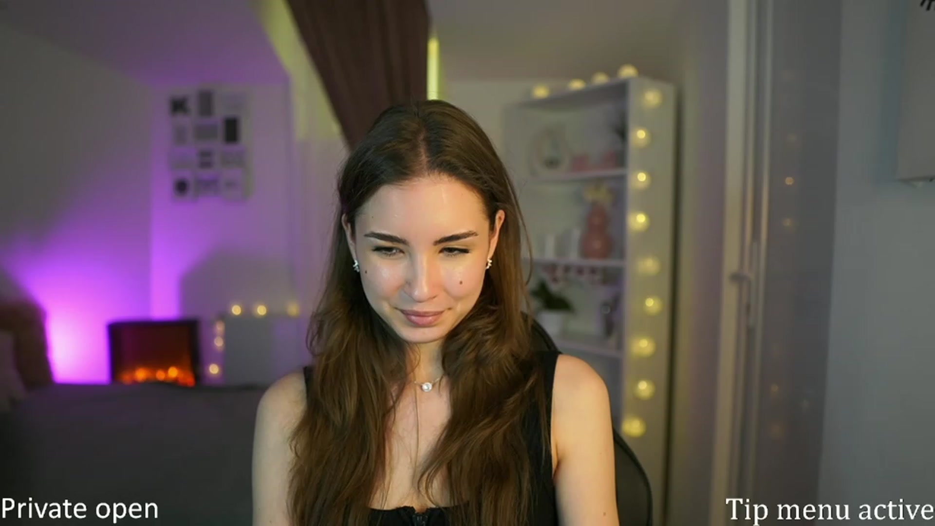 Gallery image thumbnail from Shy_jane's myfreecams stream on, 04/20/2023, 17:29 image 20 of 20