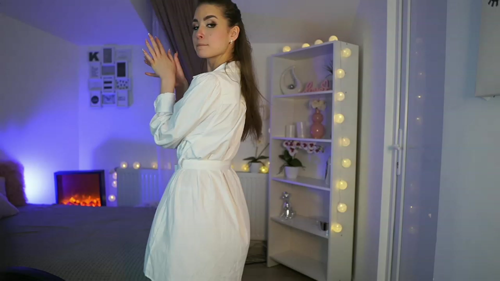 Gallery image thumbnail from Shy_jane's myfreecams stream on, 04/23/2023, 15:02 image 17 of 20