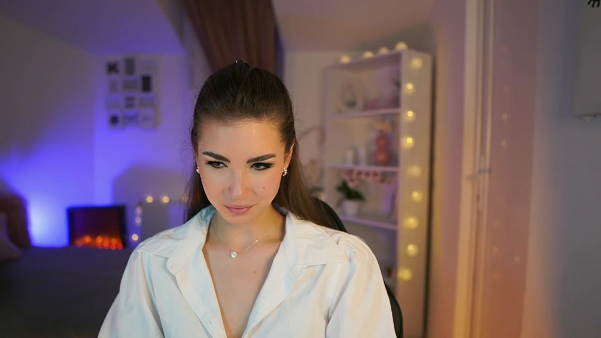 Gallery image thumbnail from Shy_jane's myfreecams stream on, 04/23/2023, 15:02 image 1 of 20