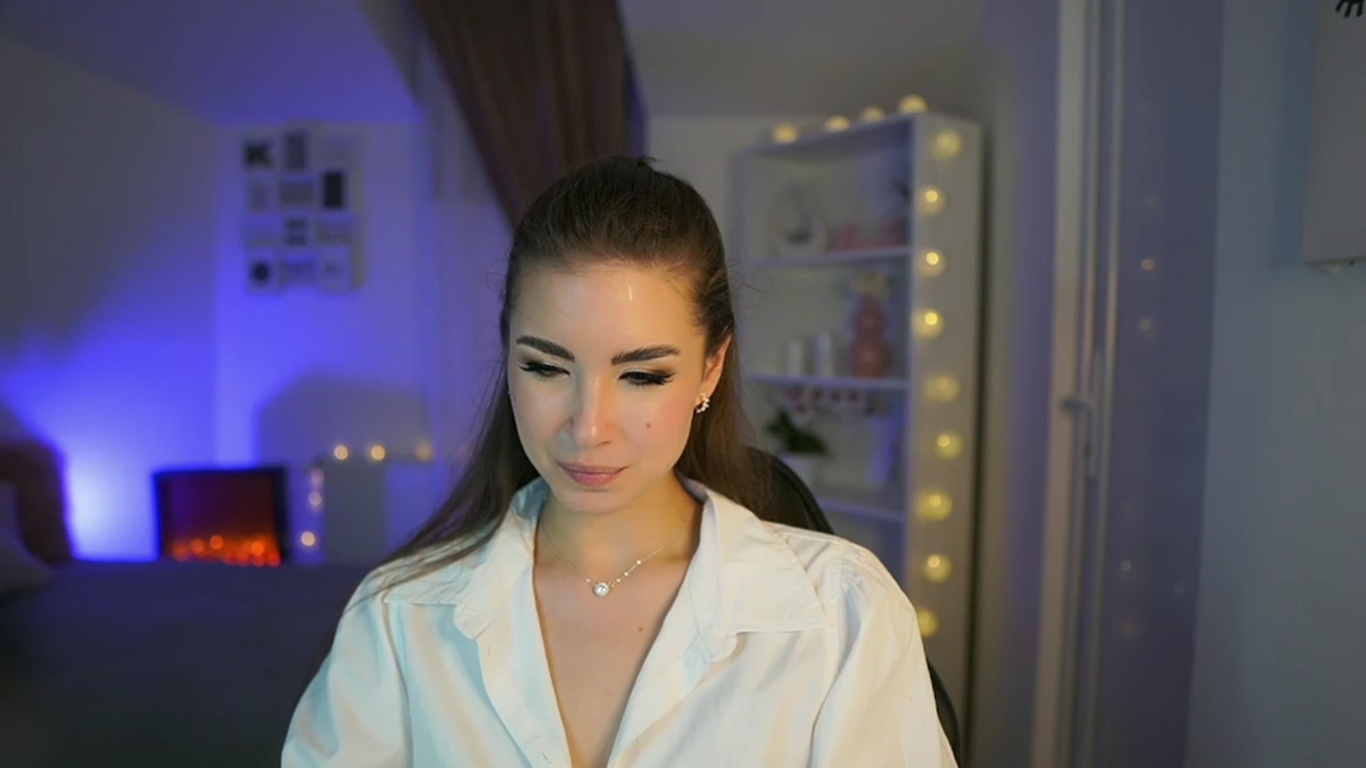 Gallery image thumbnail from Shy_jane's myfreecams stream on, 04/23/2023, 17:09 image 12 of 20