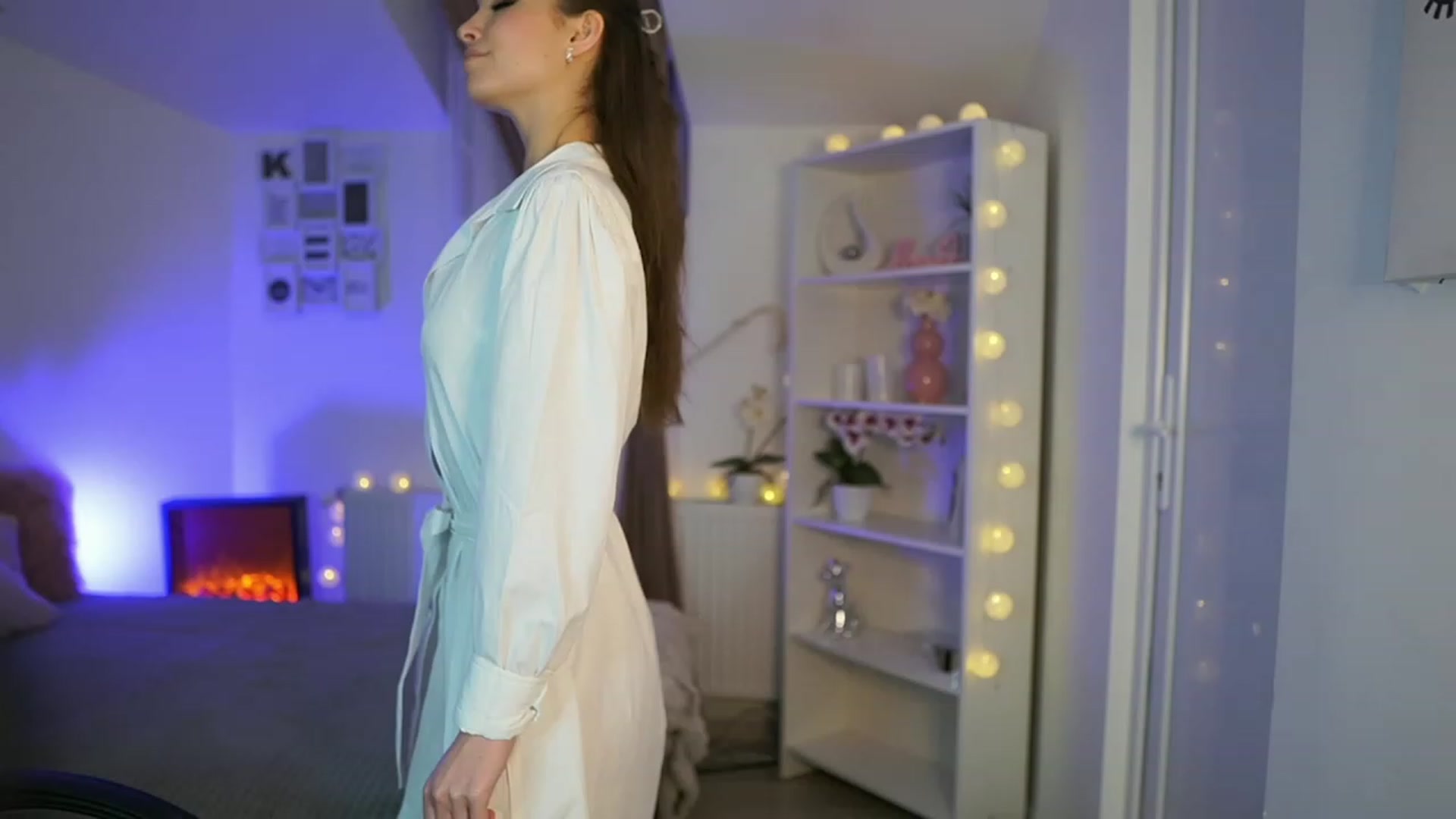 Gallery image thumbnail from Shy_jane's myfreecams stream on, 04/23/2023, 17:09 image 2 of 20