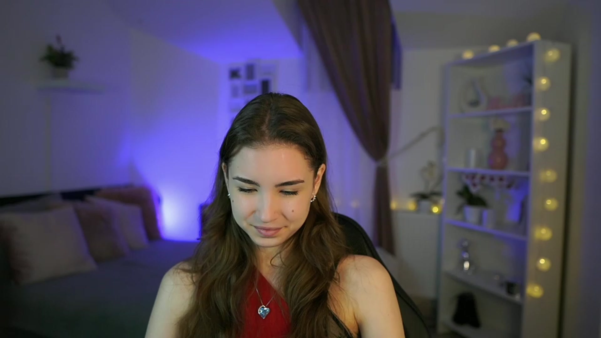 Gallery image thumbnail from Shy_jane's myfreecams stream on, 04/27/2023, 09:26 image 6 of 20