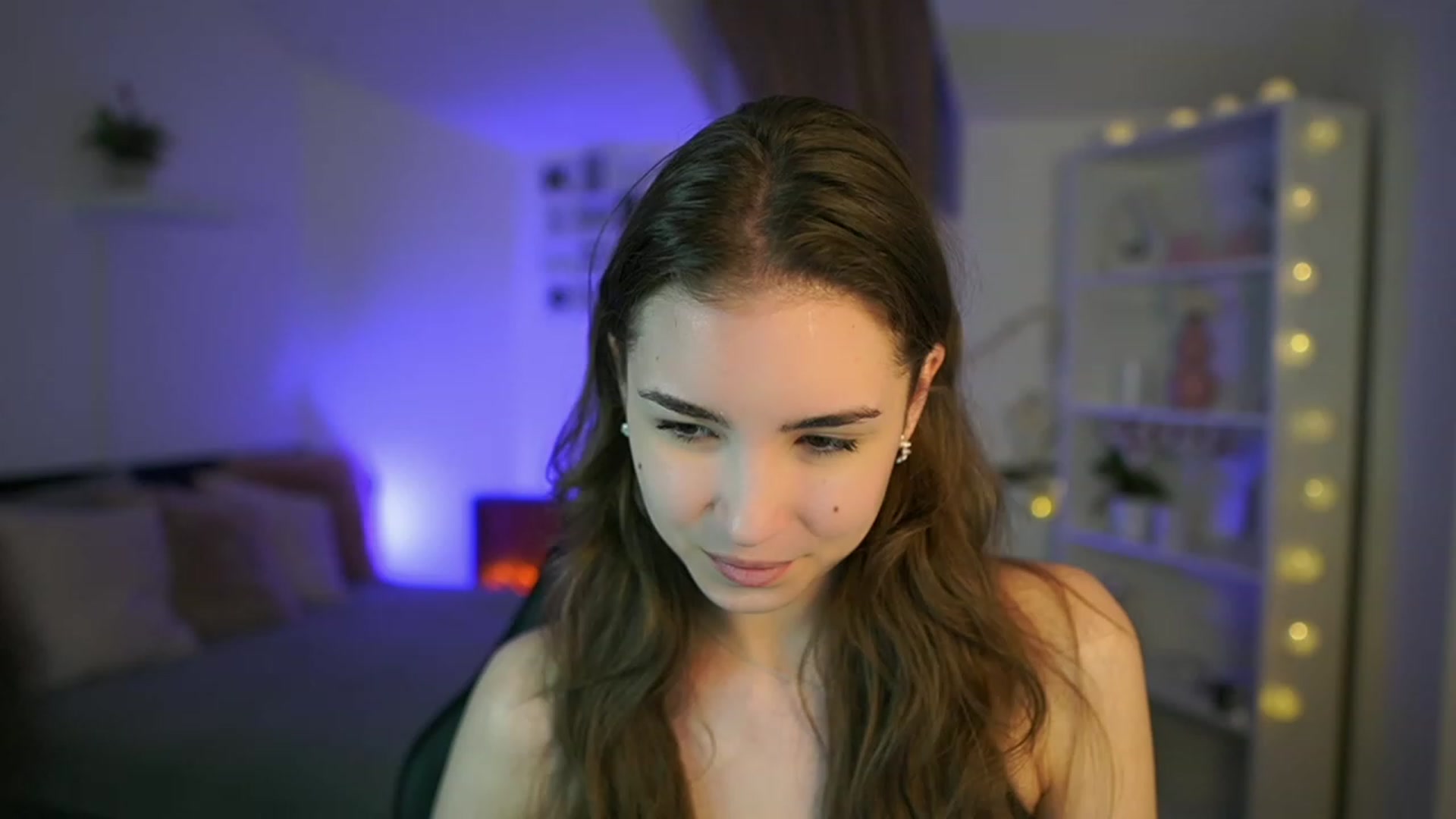 Gallery image thumbnail from Shy_jane's myfreecams stream on, 04/27/2023, 11:39 image 1 of 20