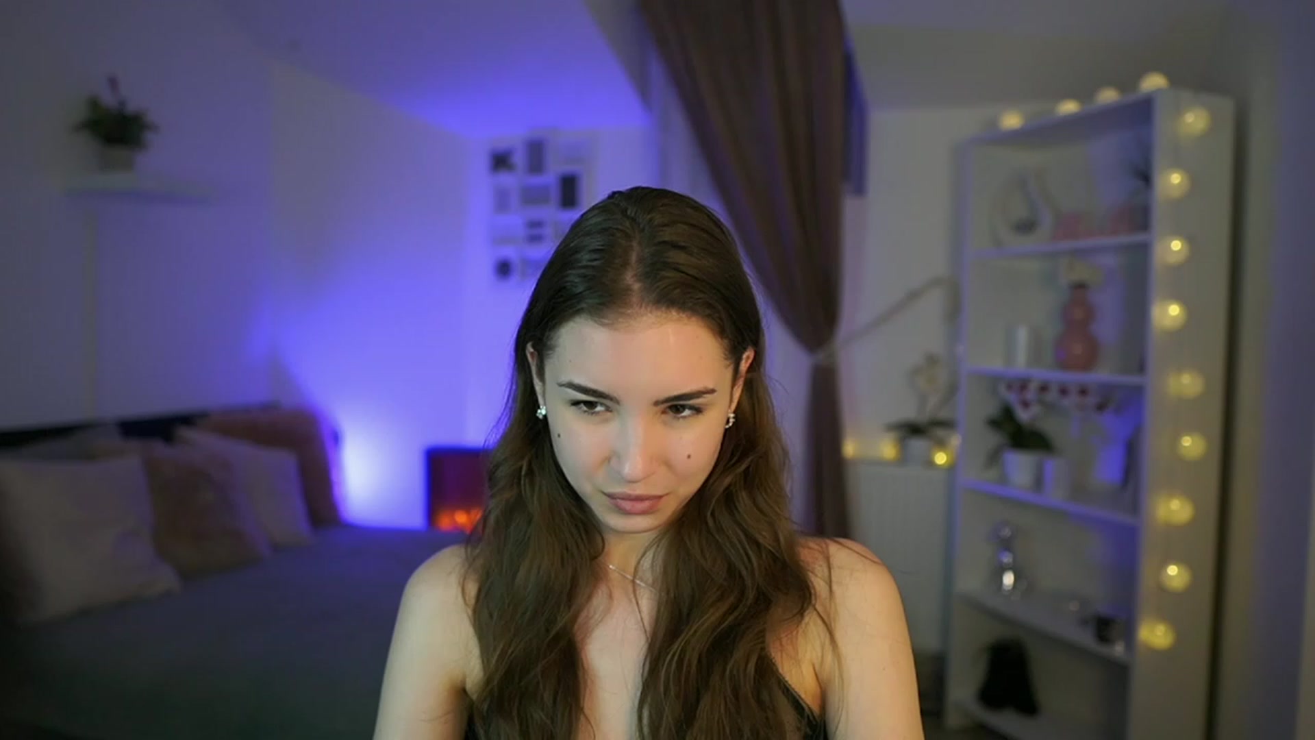 Gallery image thumbnail from Shy_jane's myfreecams stream on, 04/27/2023, 11:39 image 8 of 20