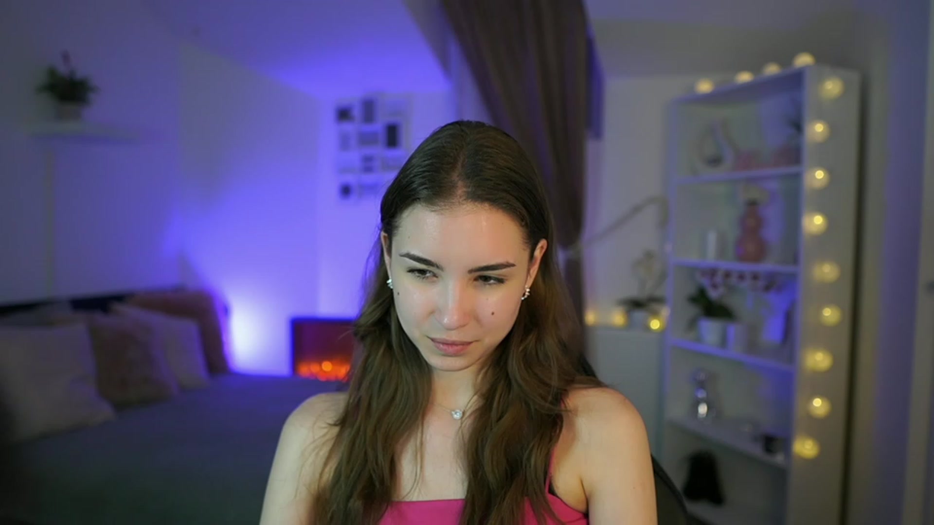 Gallery image thumbnail from Shy_jane's myfreecams stream on, 04/27/2023, 16:08 image 6 of 20