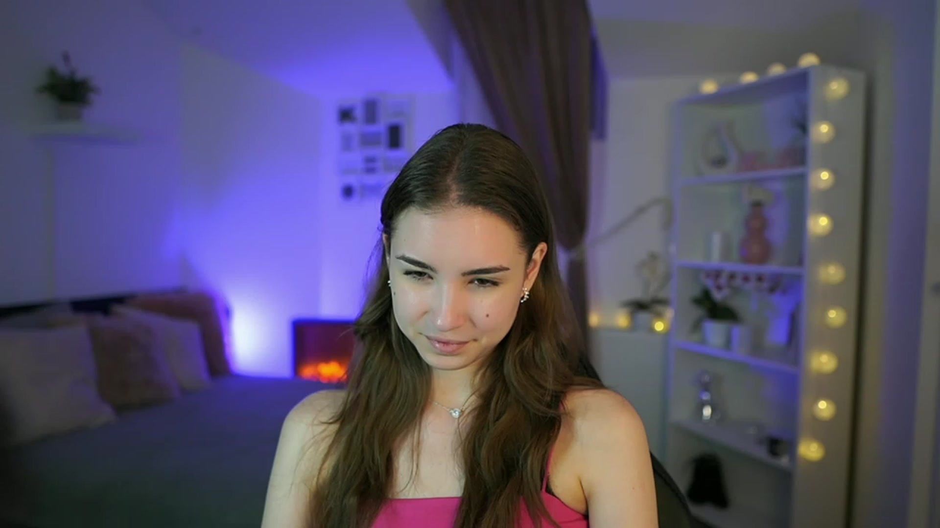 Gallery image thumbnail from Shy_jane's myfreecams stream on, 04/27/2023, 16:08 image 3 of 20