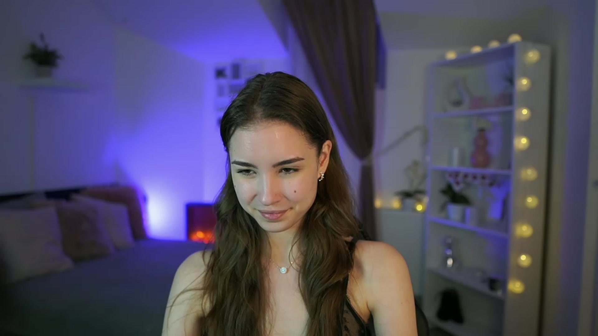 Gallery image thumbnail from Shy_jane's myfreecams stream on, 04/27/2023, 16:51 image 5 of 20