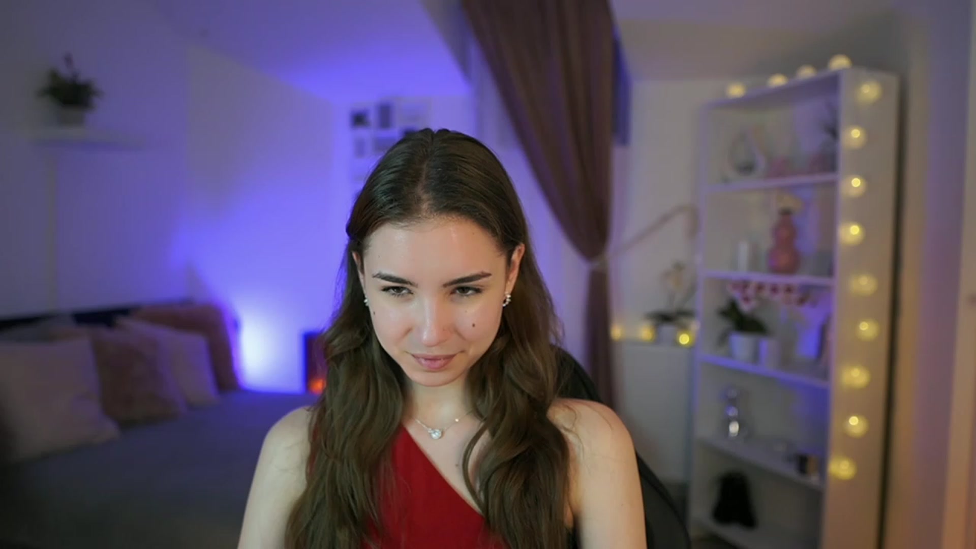 Gallery image thumbnail from Shy_jane's myfreecams stream on, 04/27/2023, 16:51 image 15 of 20