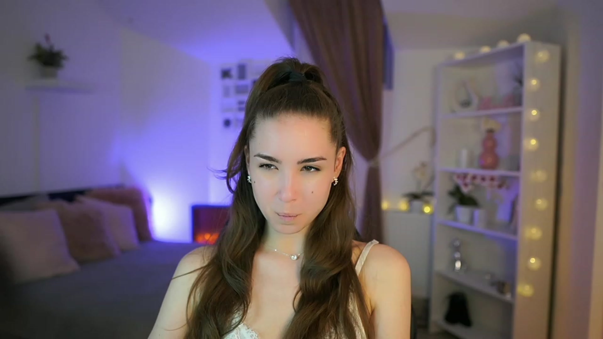 Gallery image thumbnail from Shy_jane's myfreecams stream on, 04/30/2023, 15:05 image 19 of 20