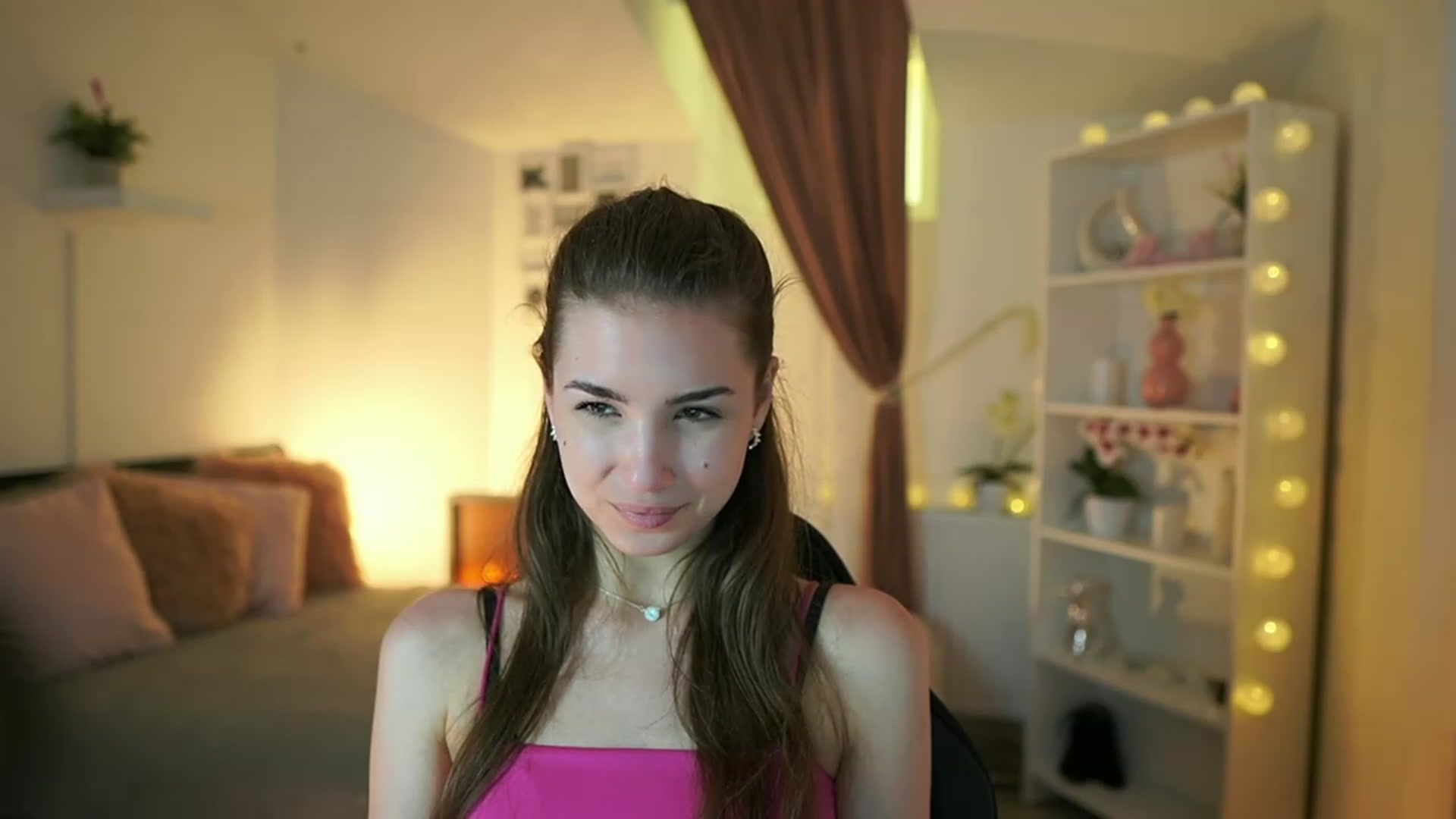 Gallery image thumbnail from Shy_jane's myfreecams stream on, 05/07/2023, 15:34 image 20 of 20