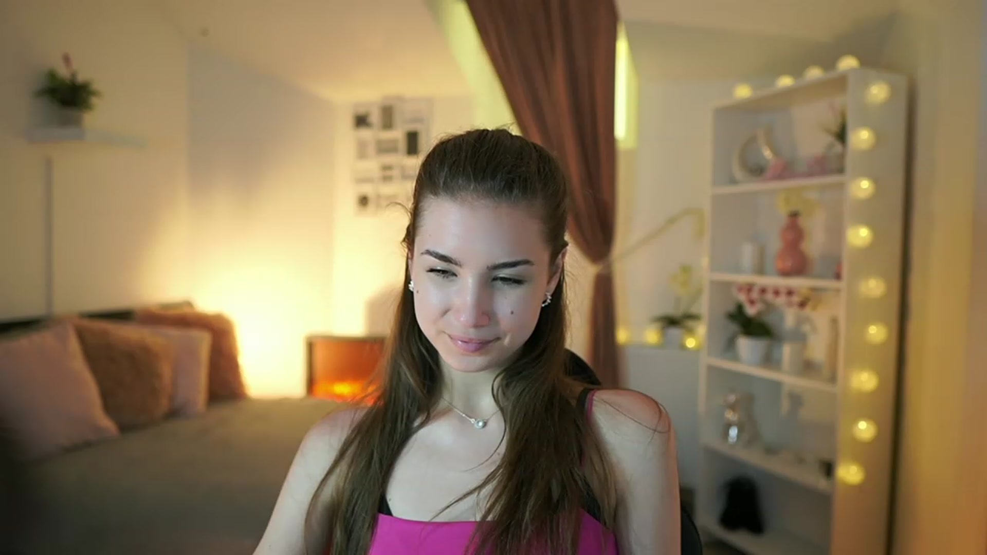 Gallery image thumbnail from Shy_jane's myfreecams stream on, 05/07/2023, 16:46 image 11 of 20