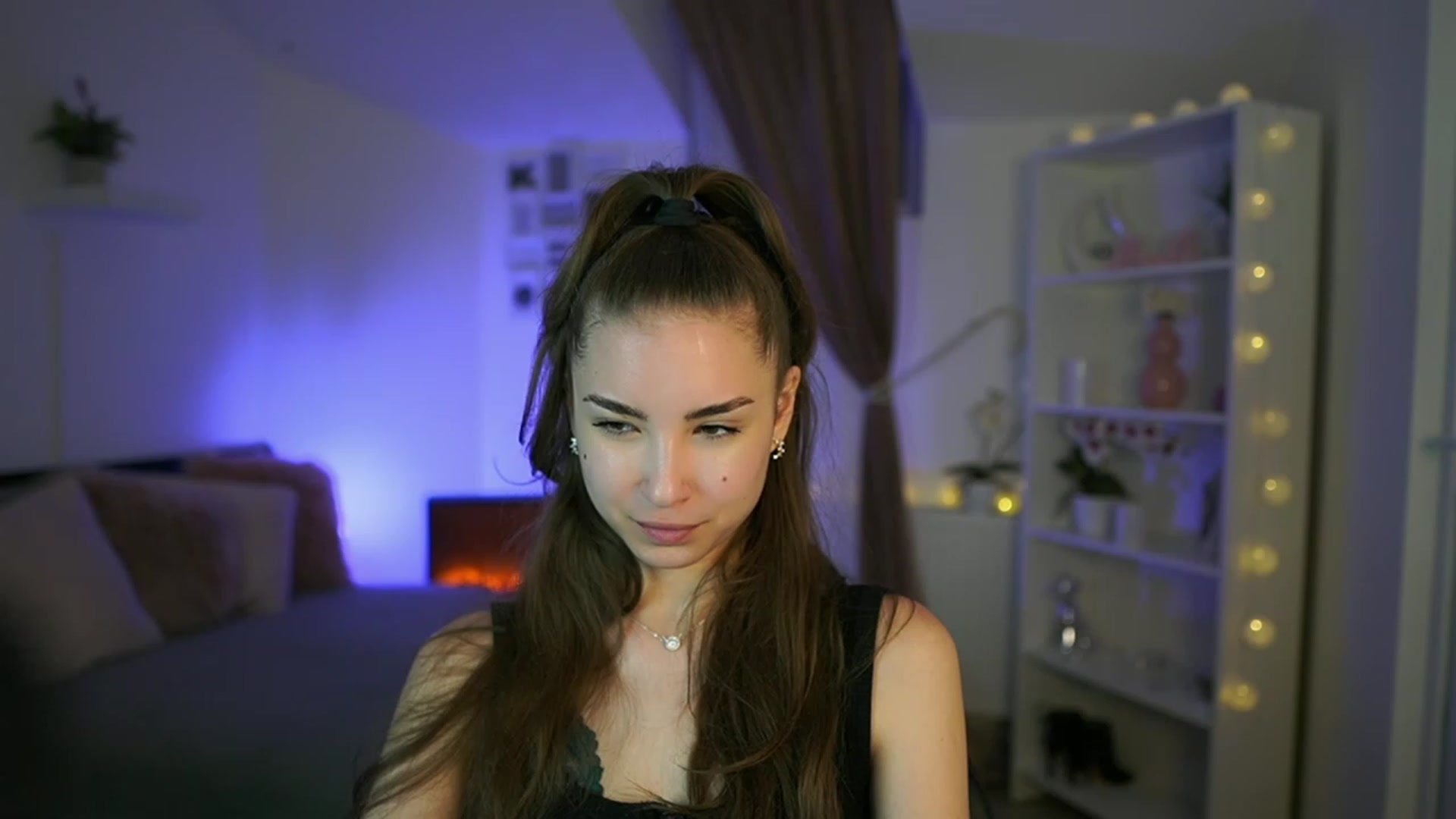 Gallery image thumbnail from Shy_jane's myfreecams stream on, 05/12/2023, 11:42 image 3 of 20