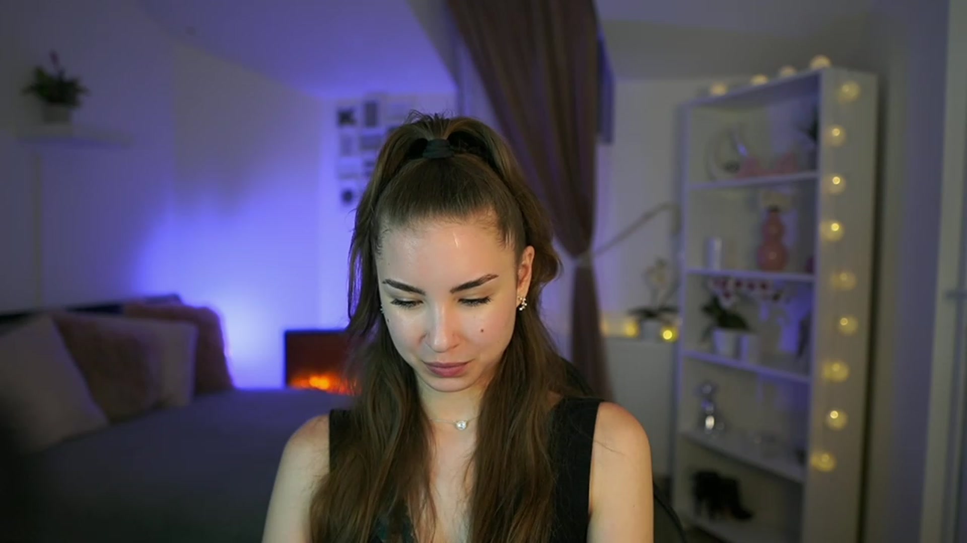 Gallery image thumbnail from Shy_jane's myfreecams stream on, 05/12/2023, 11:42 image 13 of 20