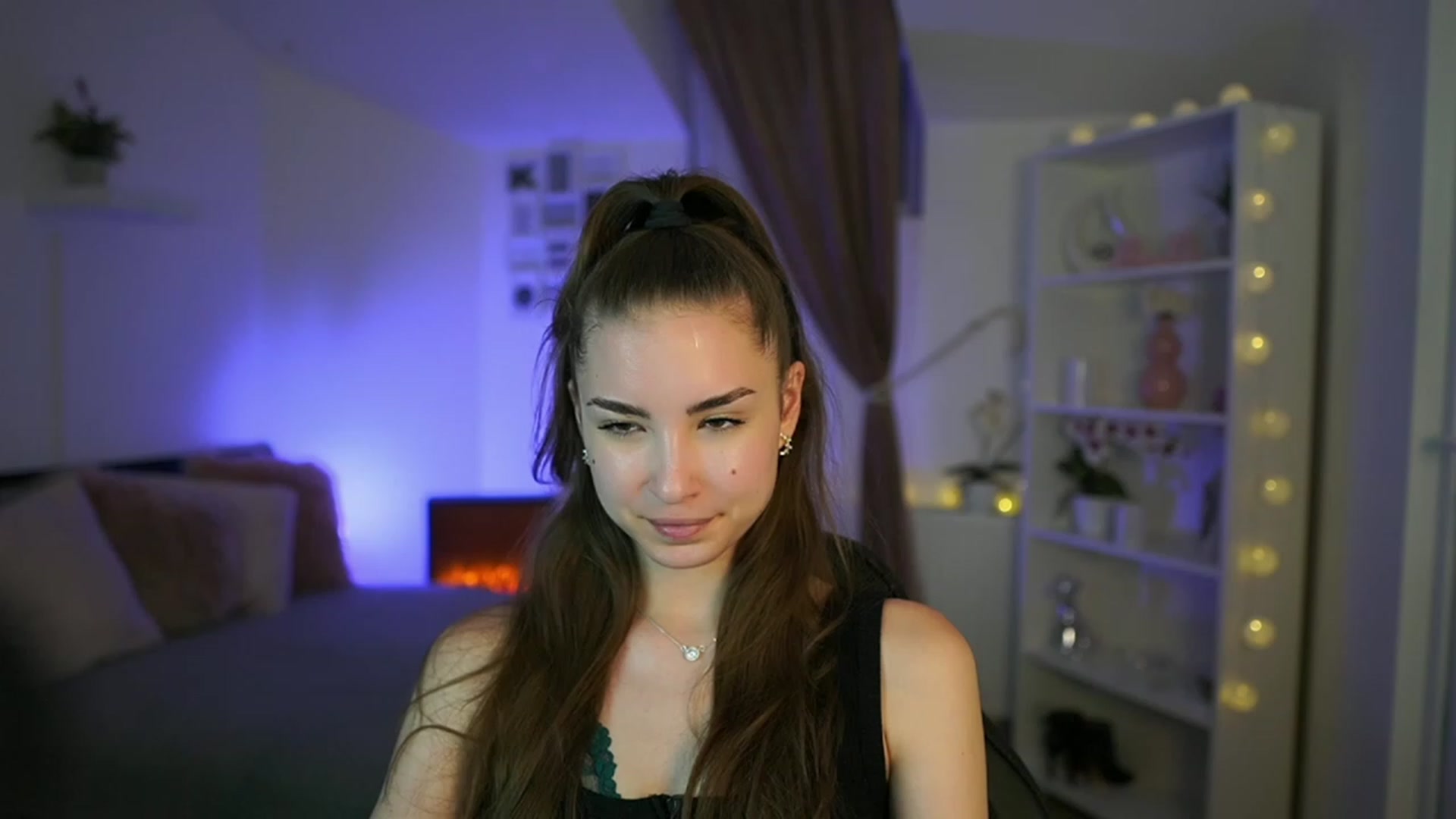 Gallery image thumbnail from Shy_jane's myfreecams stream on, 05/12/2023, 11:52 image 20 of 20