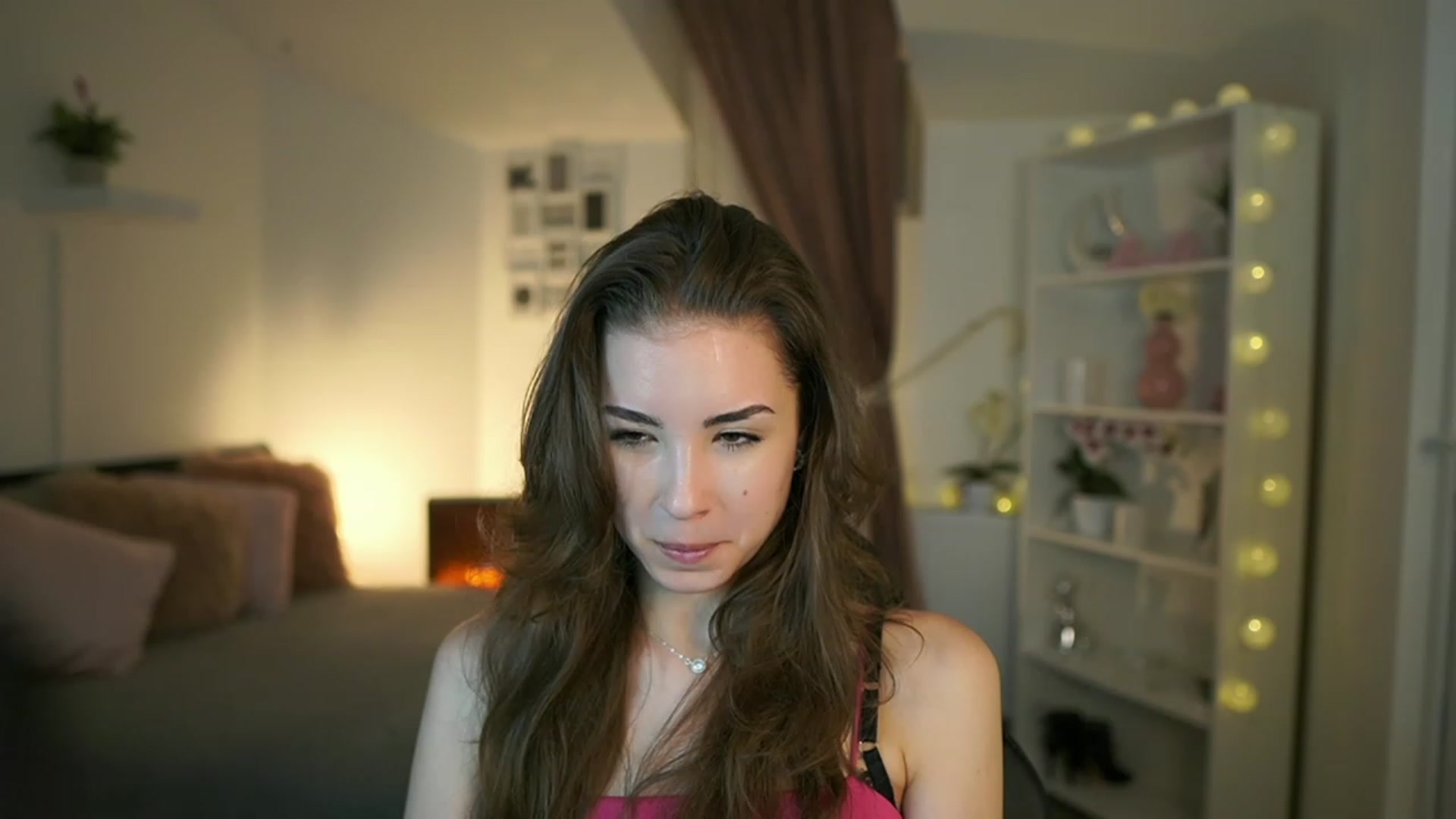 Gallery image thumbnail from Shy_jane's myfreecams stream on, 05/14/2023, 10:27 image 4 of 20