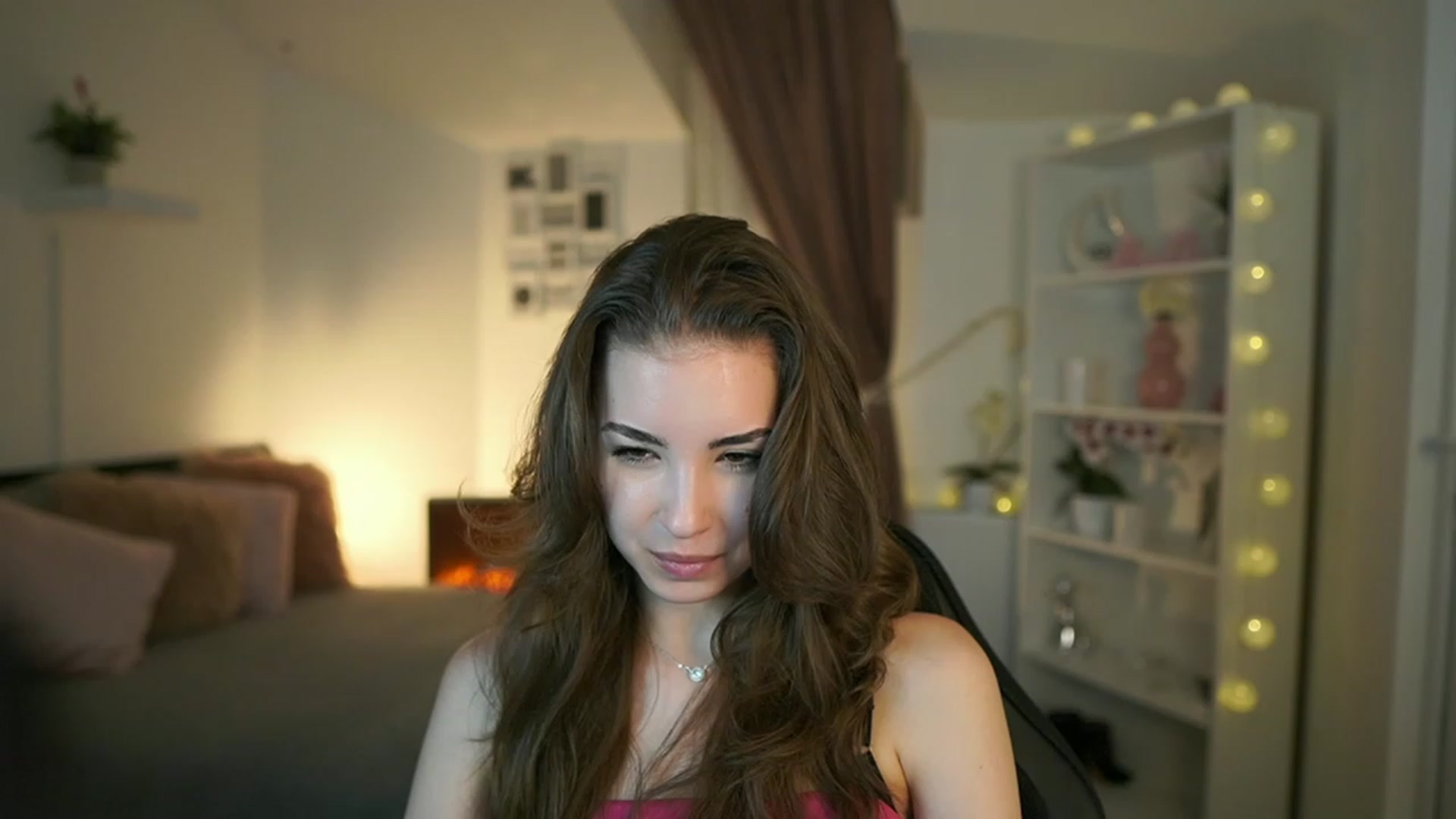 Gallery image thumbnail from Shy_jane's myfreecams stream on, 05/14/2023, 10:27 image 1 of 20