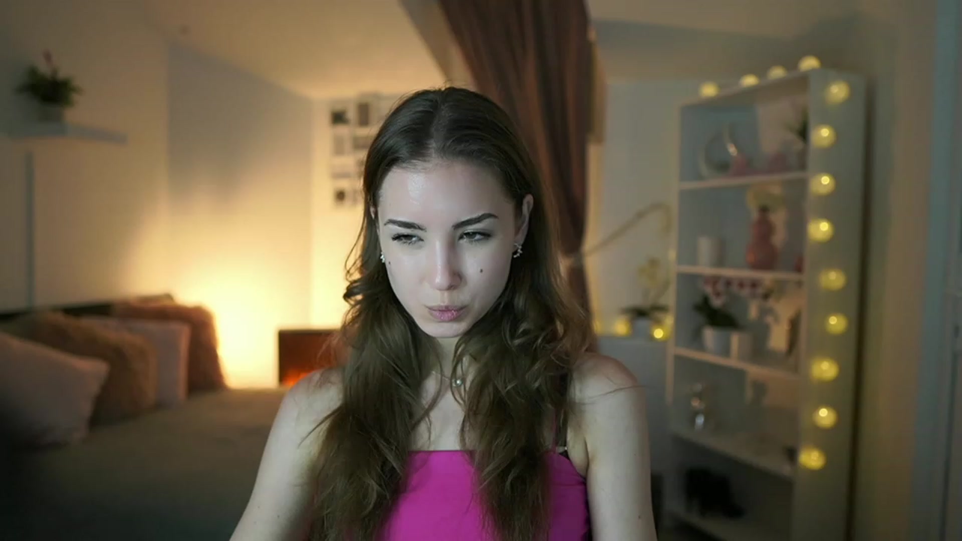 Gallery image thumbnail from Shy_jane's myfreecams stream on, 05/14/2023, 17:46 image 13 of 20
