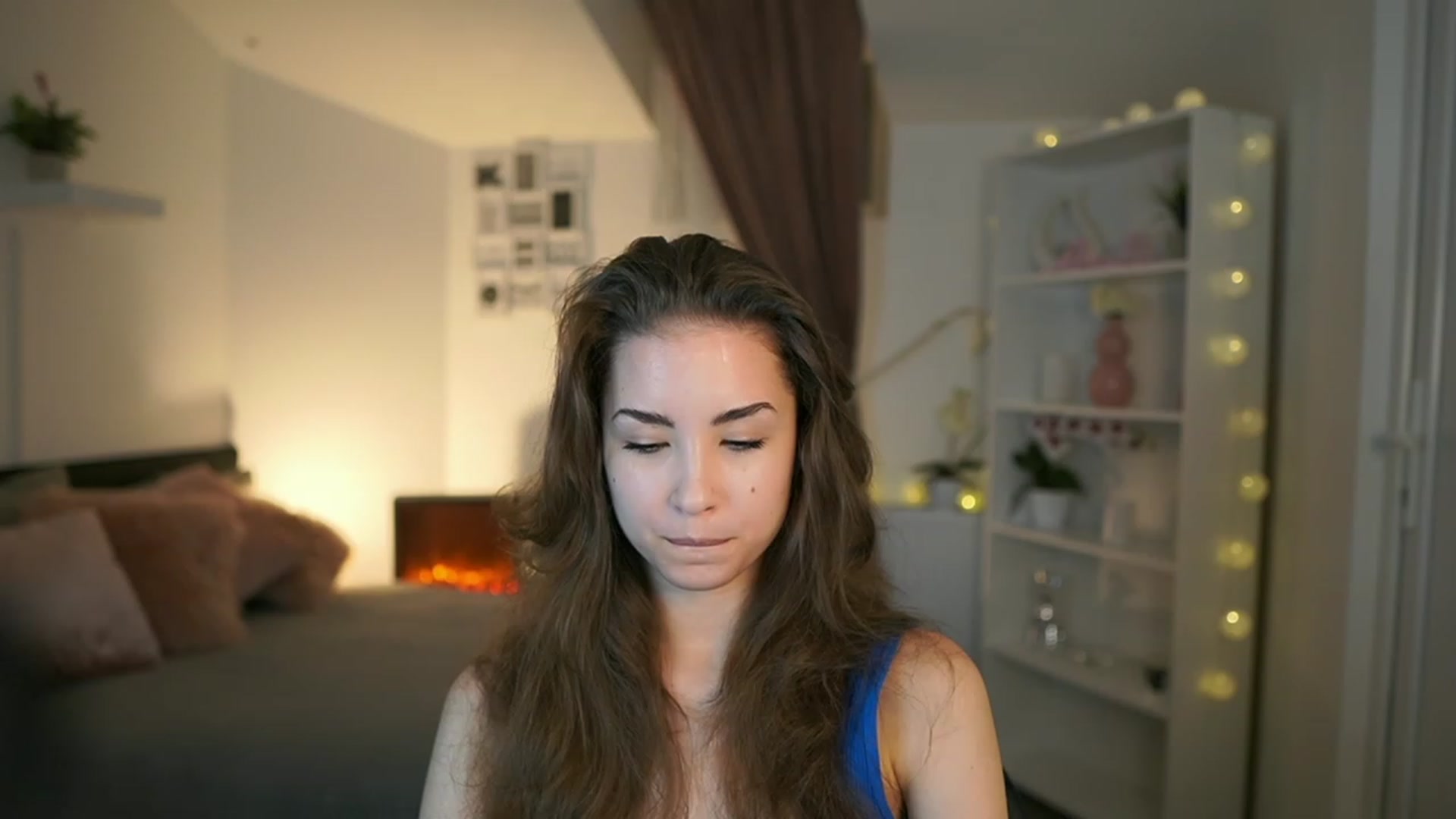 Gallery image thumbnail from Shy_jane's myfreecams stream on, 05/26/2023, 09:03 image 16 of 20