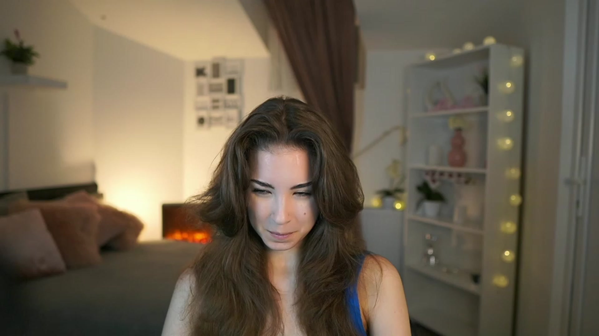 Gallery image thumbnail from Shy_jane's myfreecams stream on, 05/26/2023, 09:03 image 7 of 20