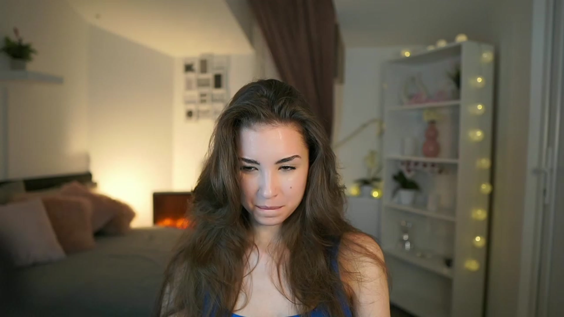 Gallery image thumbnail from Shy_jane's myfreecams stream on, 05/26/2023, 11:10 image 4 of 20