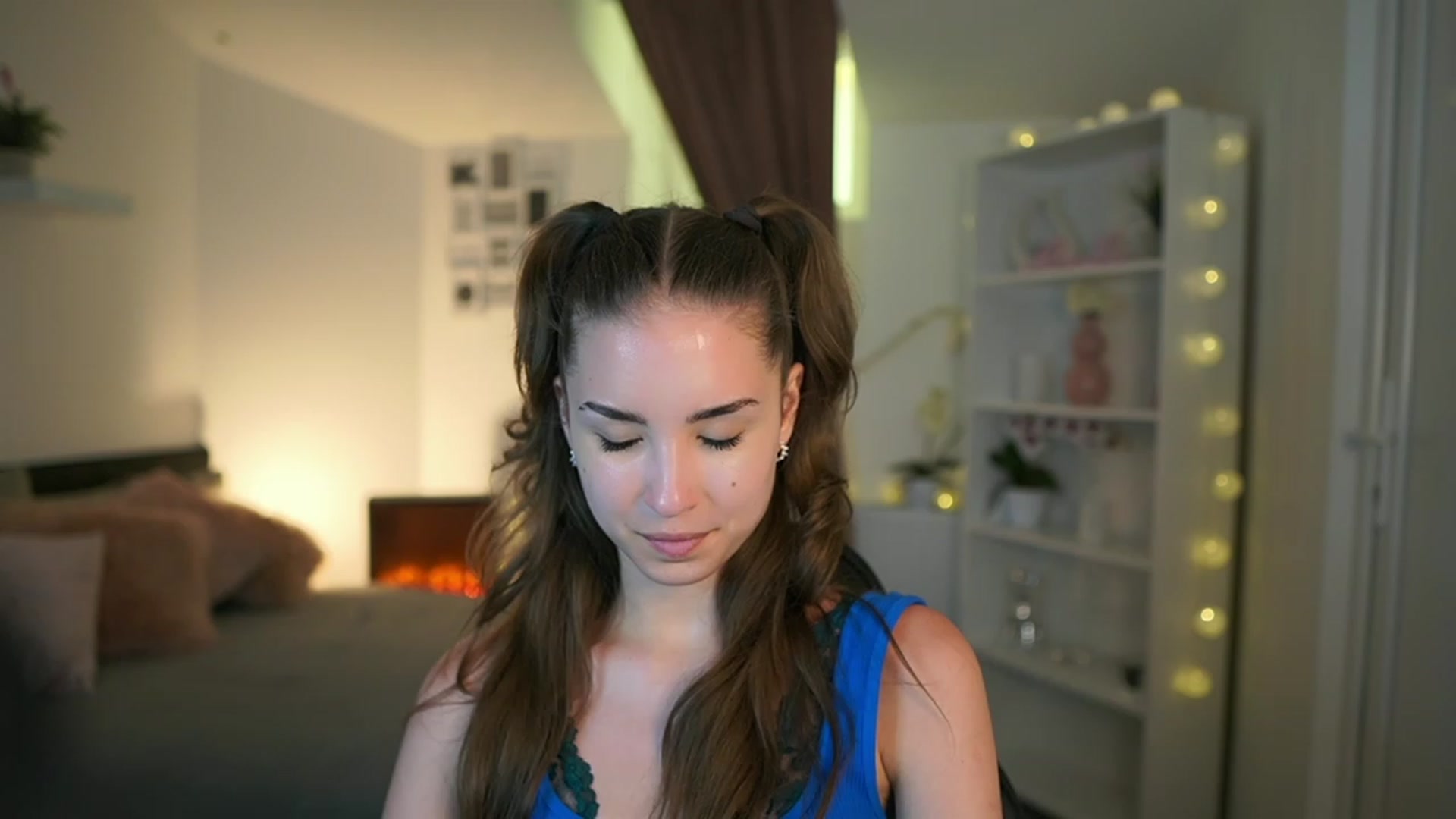 Gallery image thumbnail from Shy_jane's myfreecams stream on, 05/28/2023, 14:57 image 1 of 20