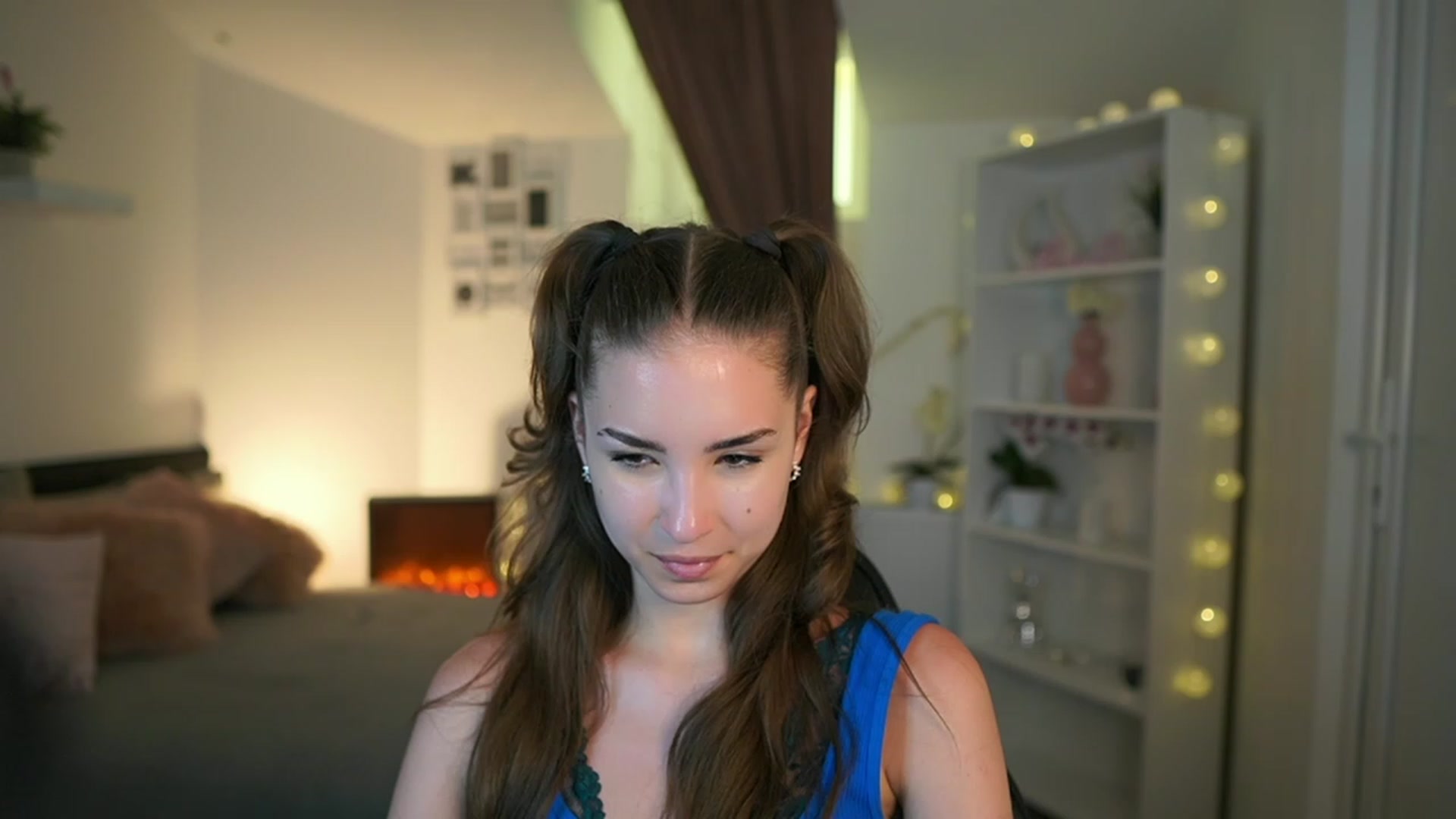 Gallery image thumbnail from Shy_jane's myfreecams stream on, 05/28/2023, 14:57 image 14 of 20