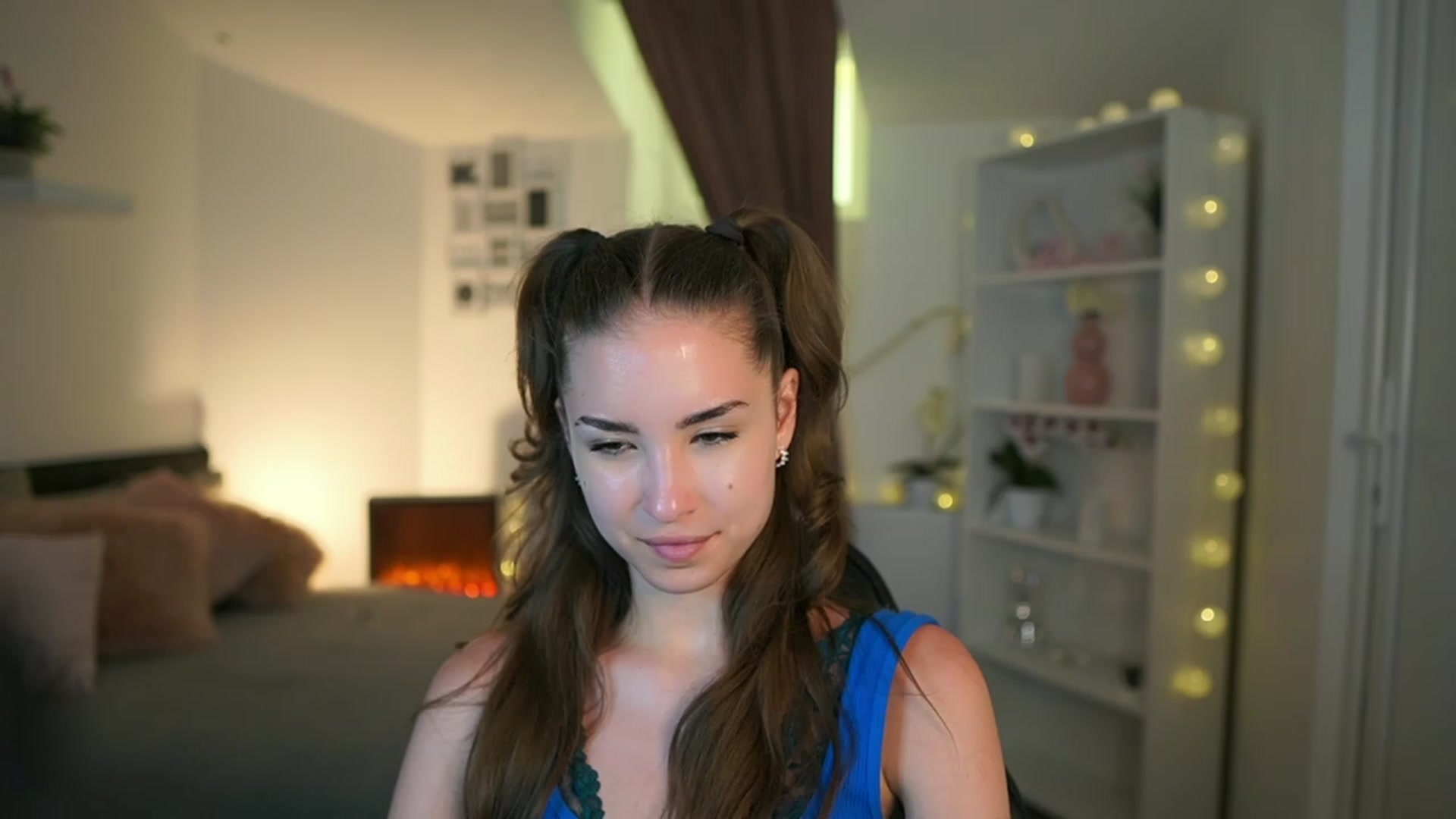 Gallery image thumbnail from Shy_jane's myfreecams stream on, 05/28/2023, 14:57 image 8 of 20