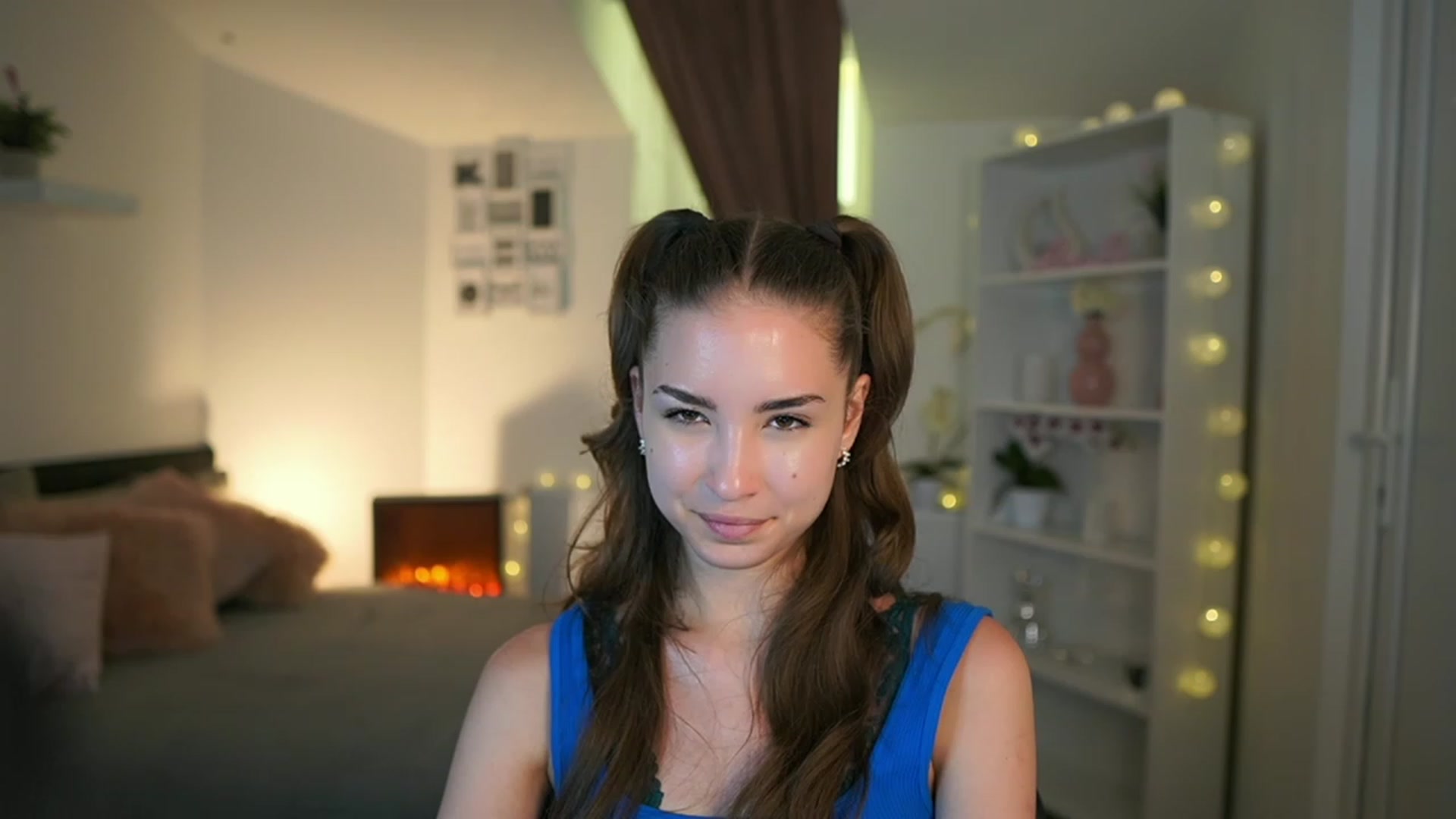 Gallery image thumbnail from Shy_jane's myfreecams stream on, 05/28/2023, 16:15 image 11 of 20