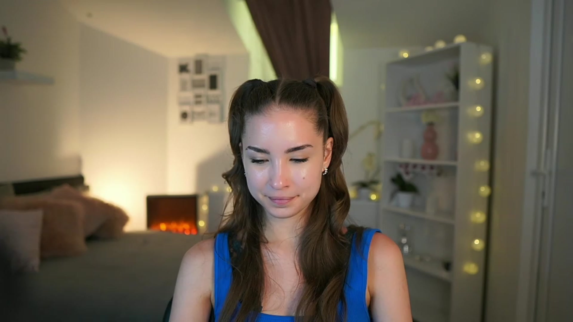 Gallery image thumbnail from Shy_jane's myfreecams stream on, 05/28/2023, 16:15 image 1 of 20