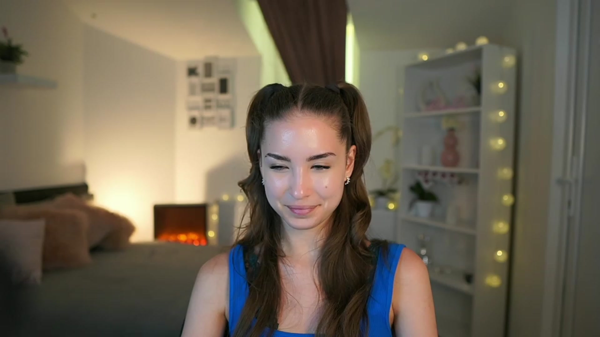 Gallery image thumbnail from Shy_jane's myfreecams stream on, 05/28/2023, 16:15 image 4 of 20