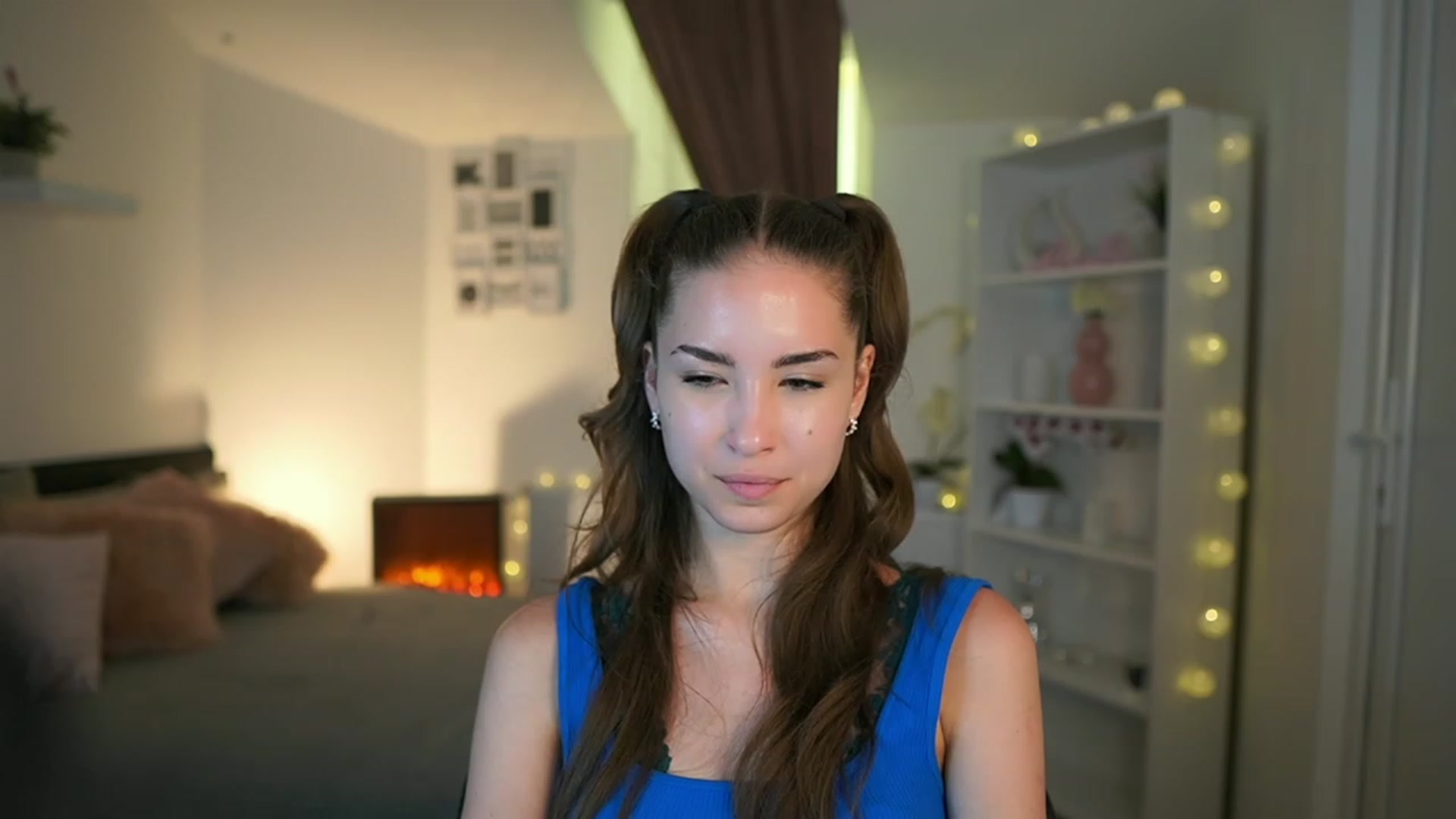 Gallery image thumbnail from Shy_jane's myfreecams stream on, 05/28/2023, 16:15 image 6 of 20