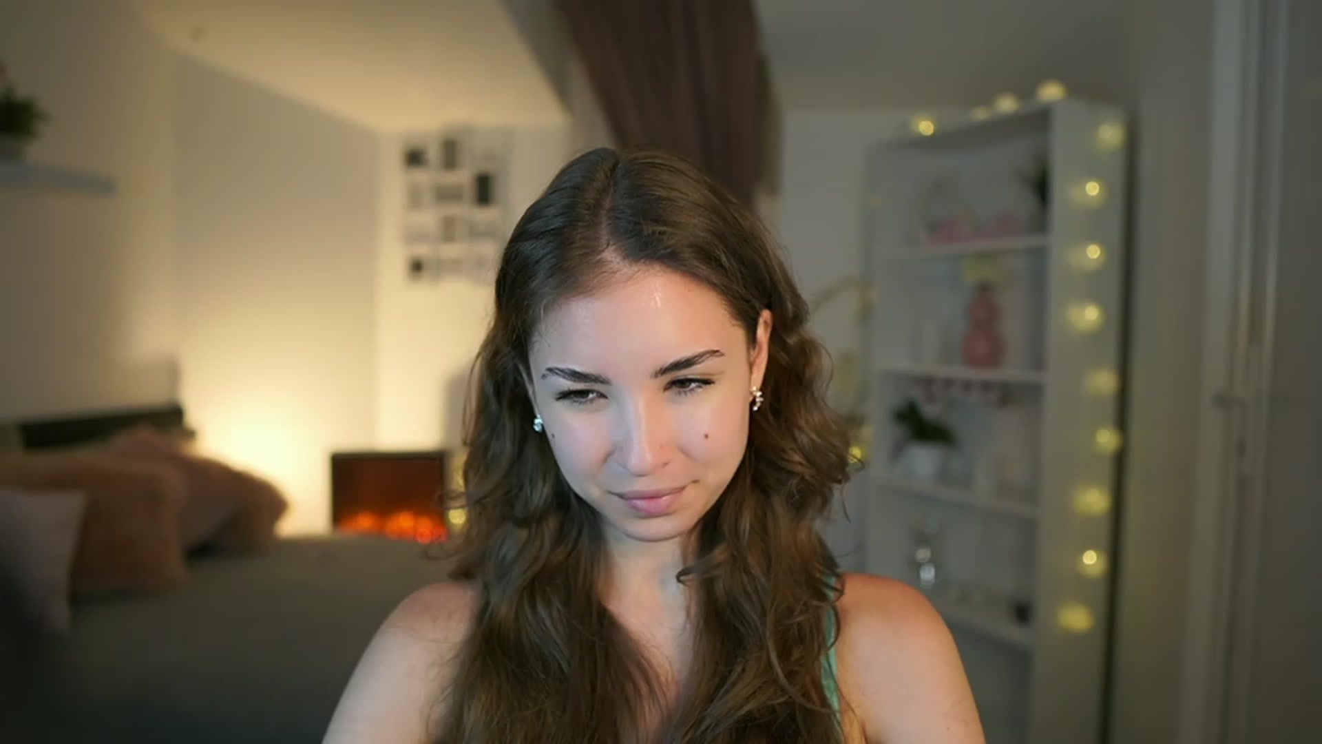 Gallery image thumbnail from Shy_jane's myfreecams stream on, 05/30/2023, 14:36 image 16 of 20